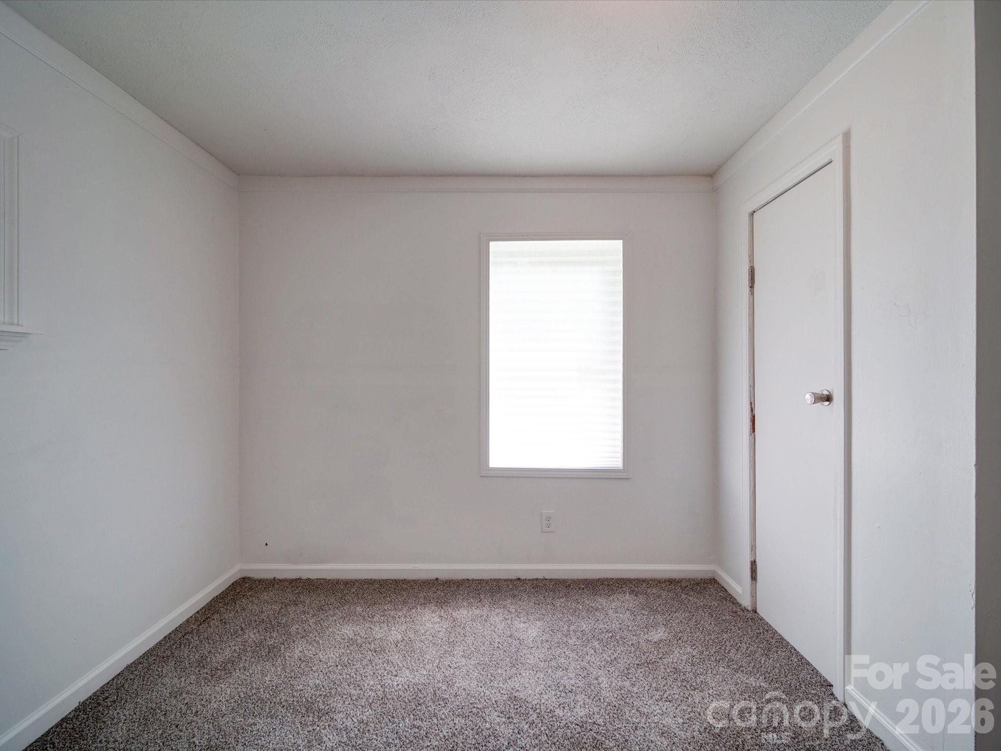 2300 Kennesaw Drive — Charlotte