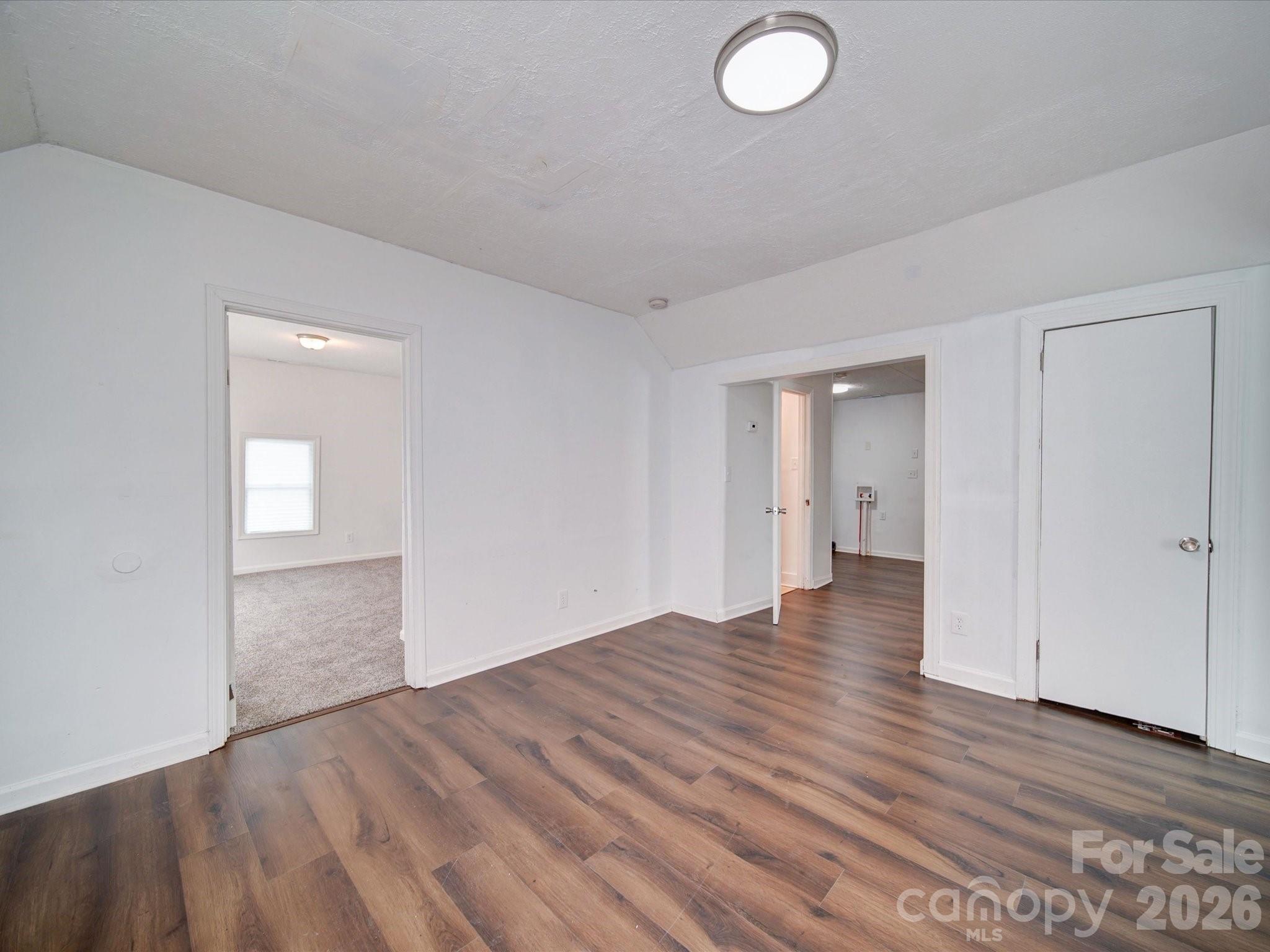2300 Kennesaw Drive — Charlotte