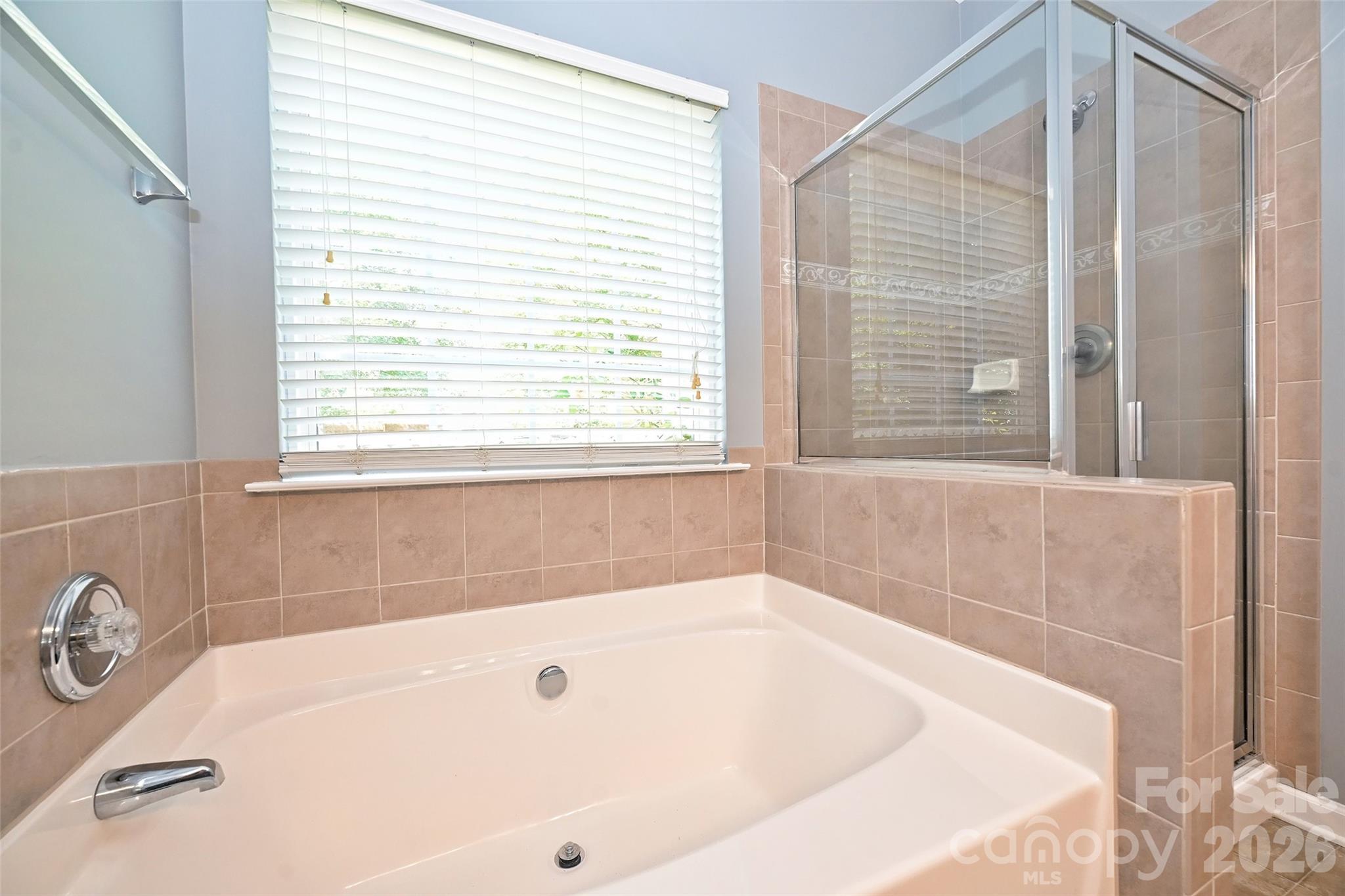 1549 Hammond Drive — Matthews