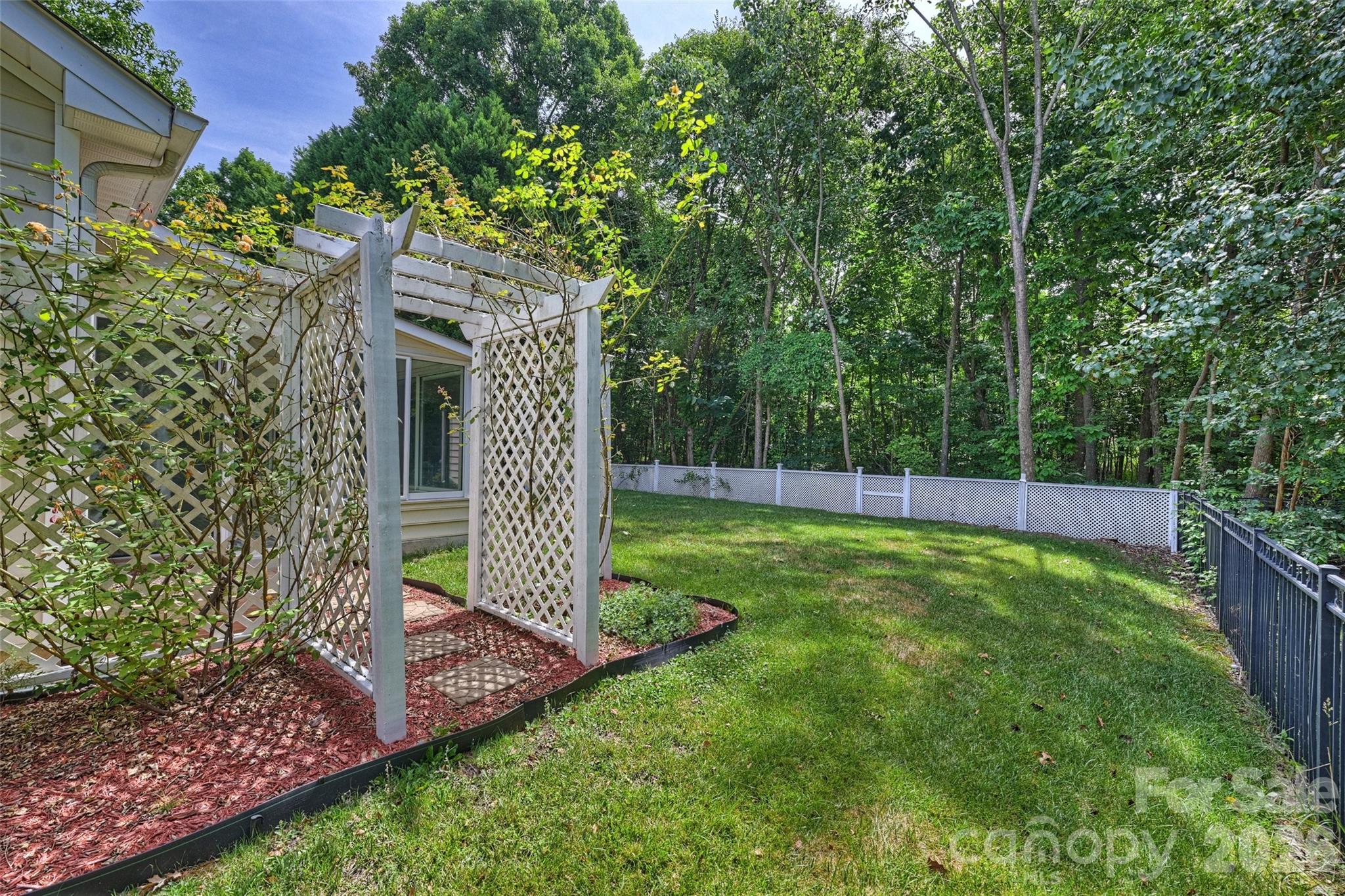 1549 Hammond Drive — Matthews