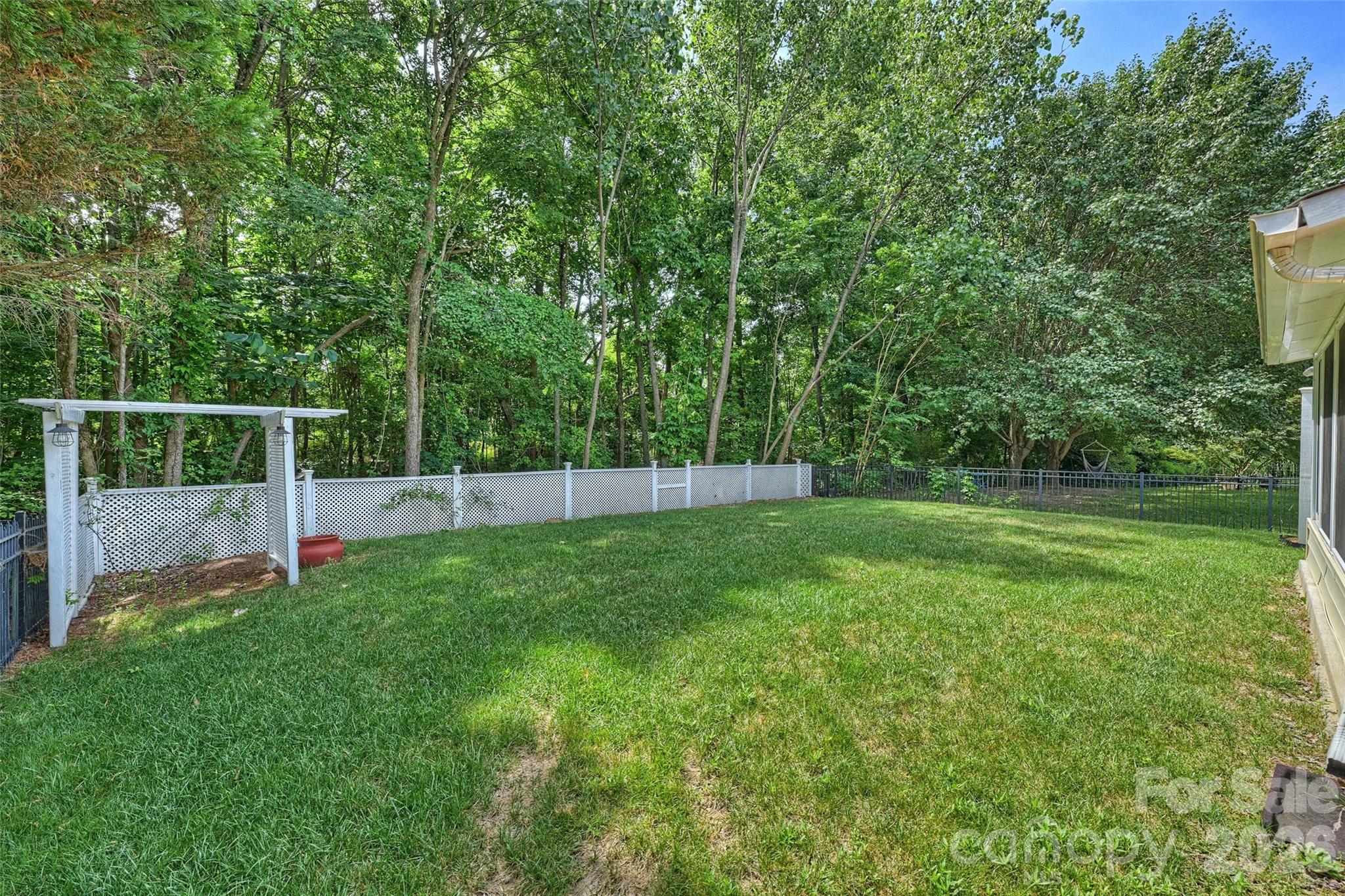 1549 Hammond Drive — Matthews