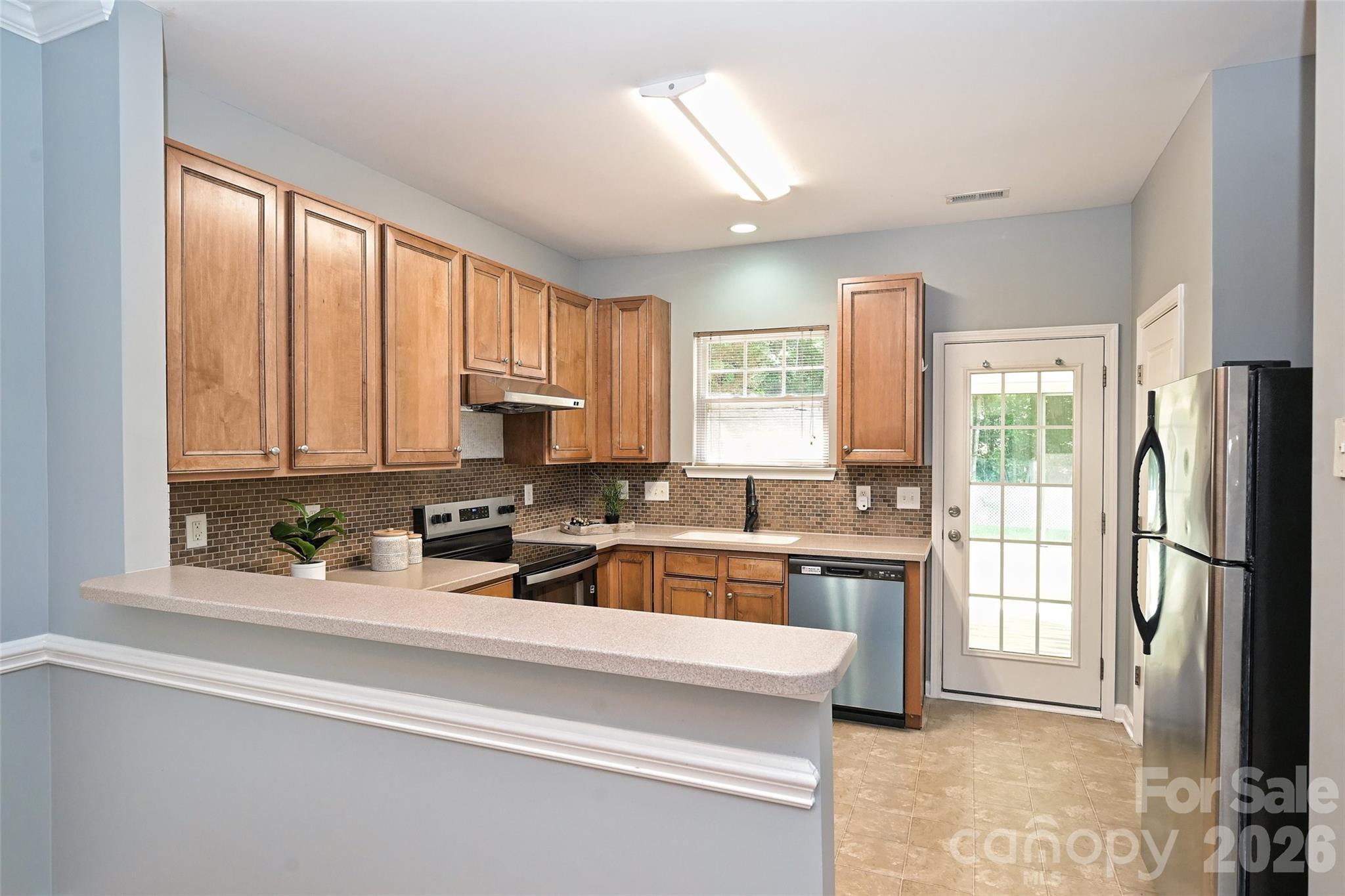 1549 Hammond Drive — Matthews