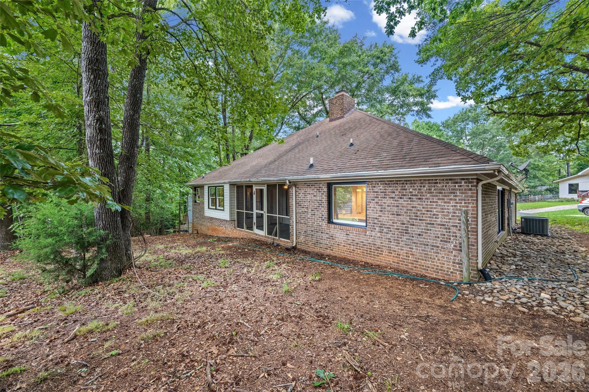 5053 Suwarrow Court — Tega Cay