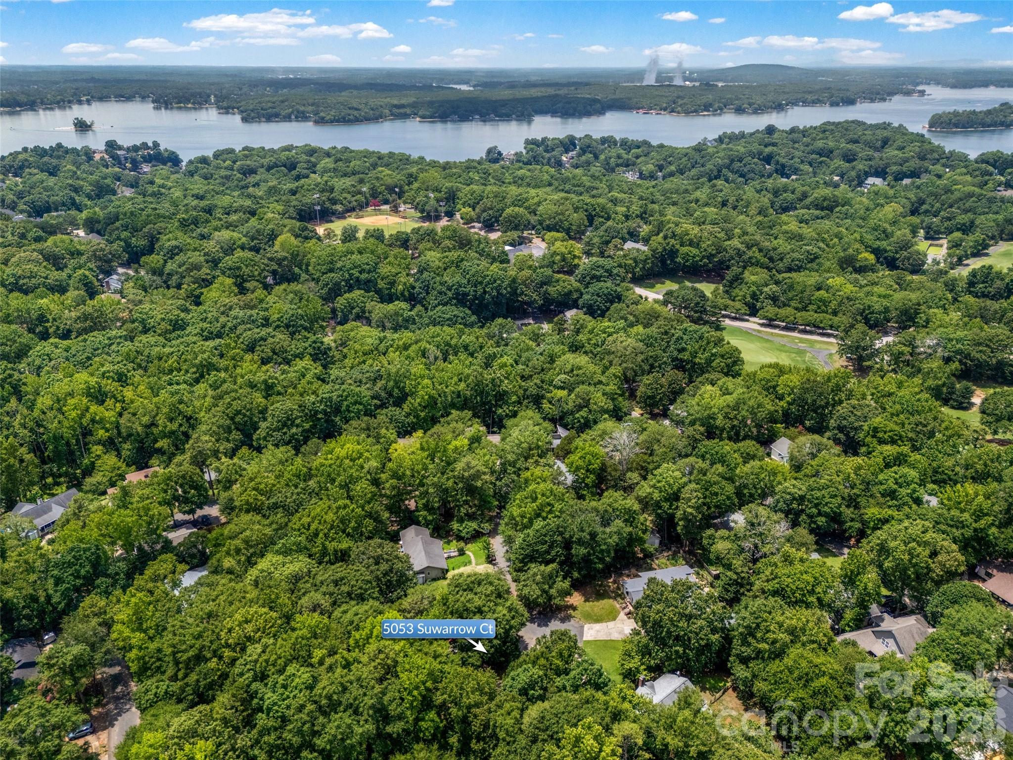 5053 Suwarrow Court — Tega Cay