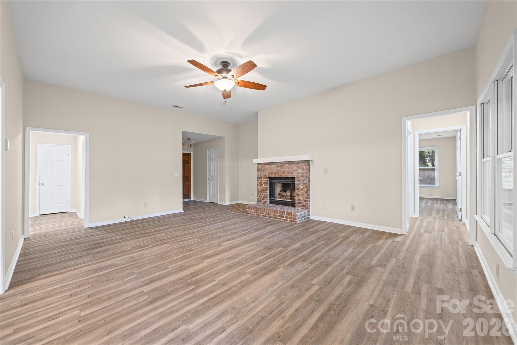 5053 Suwarrow Court — Tega Cay