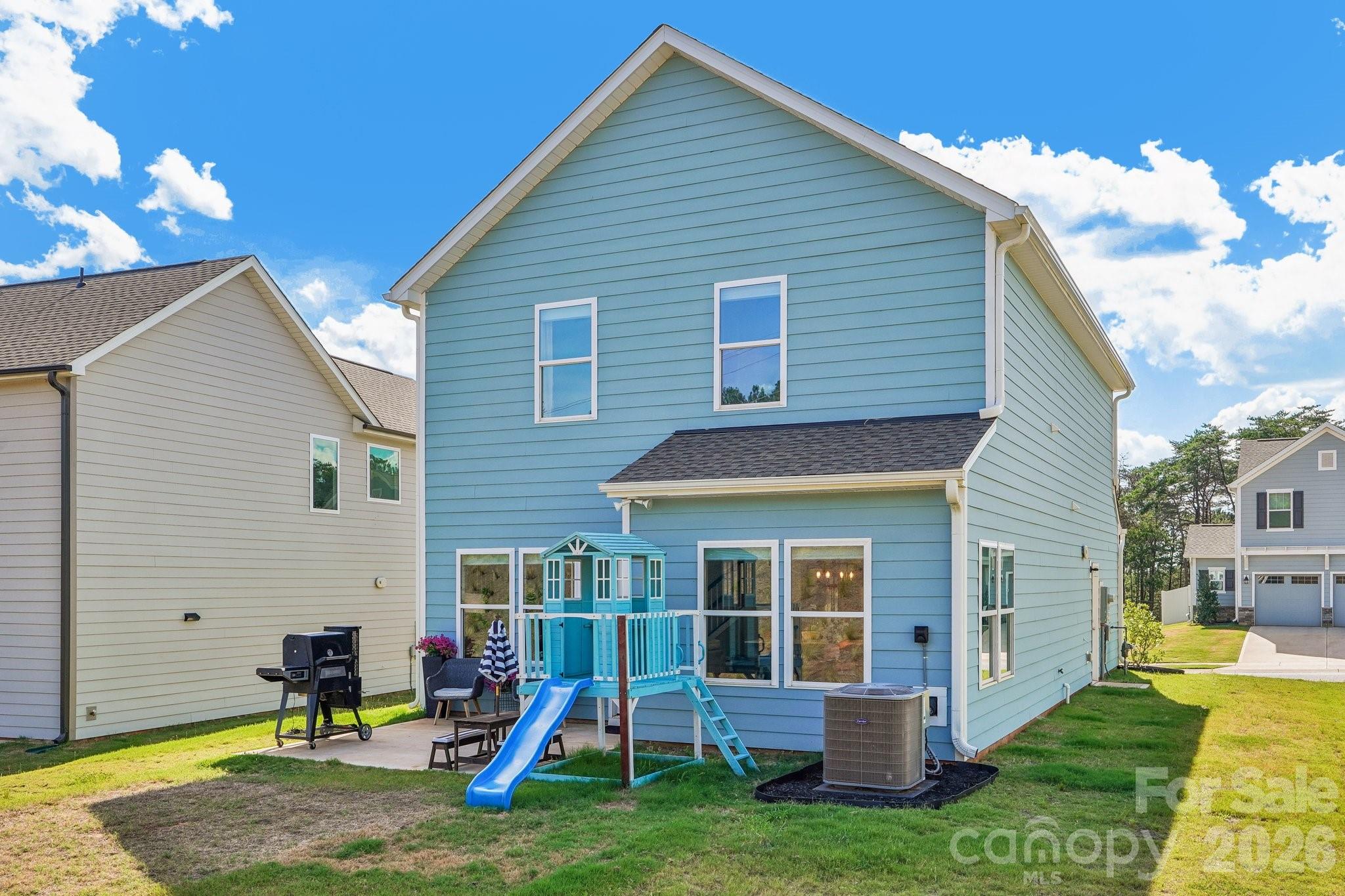 24064 Sailfish Drive — Lancaster