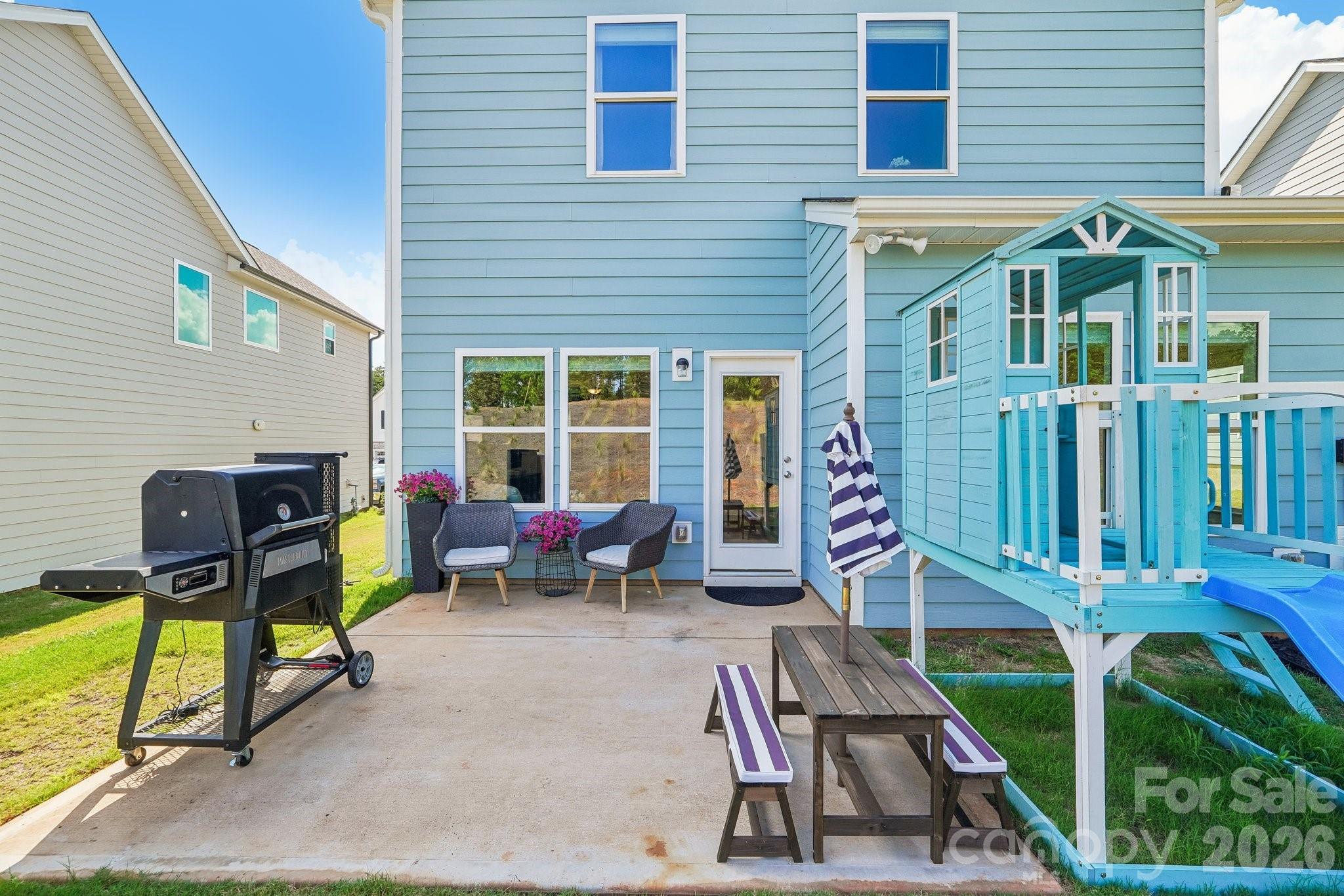 24064 Sailfish Drive — Lancaster