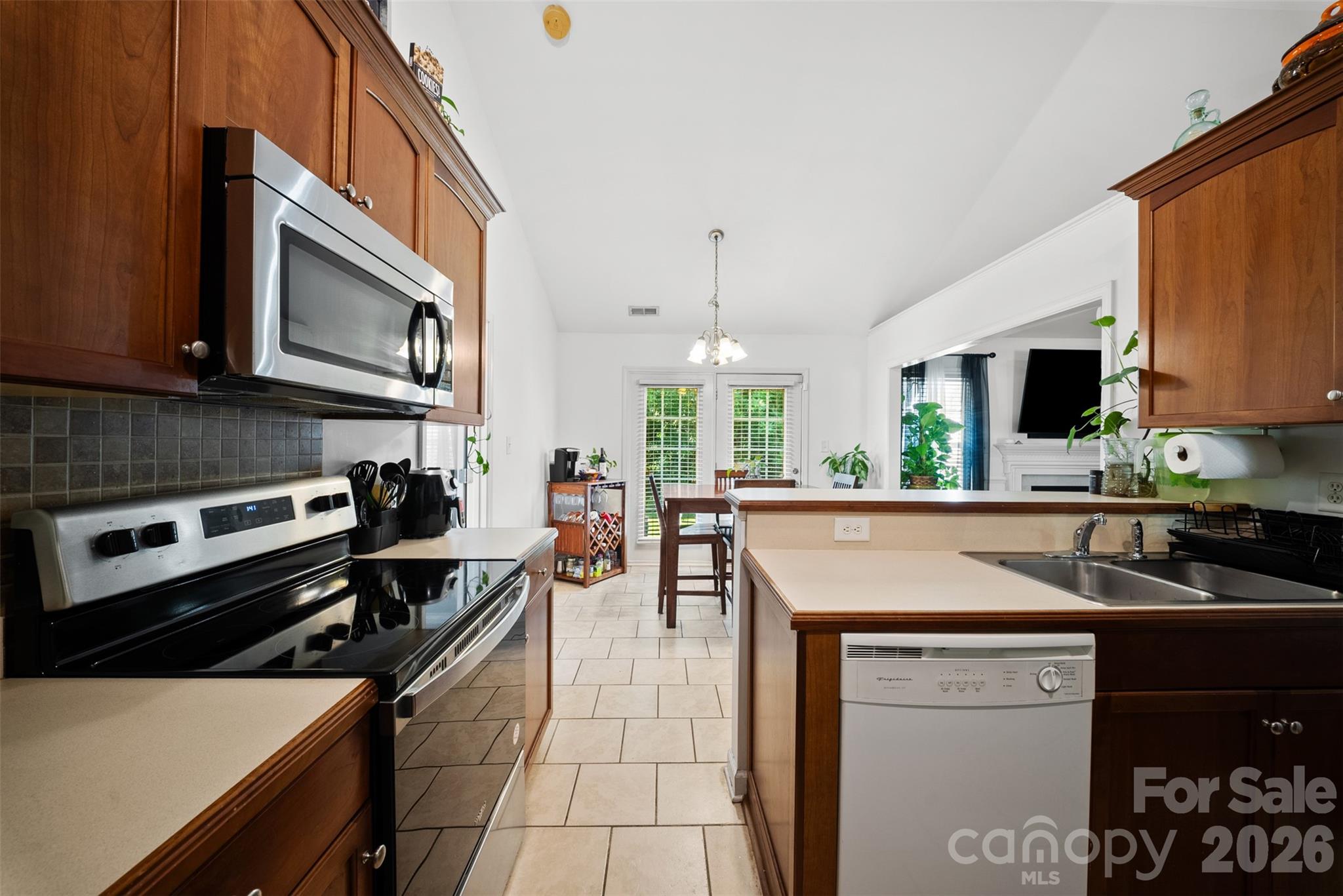 2613 Parkwest Drive #7 — Albemarle