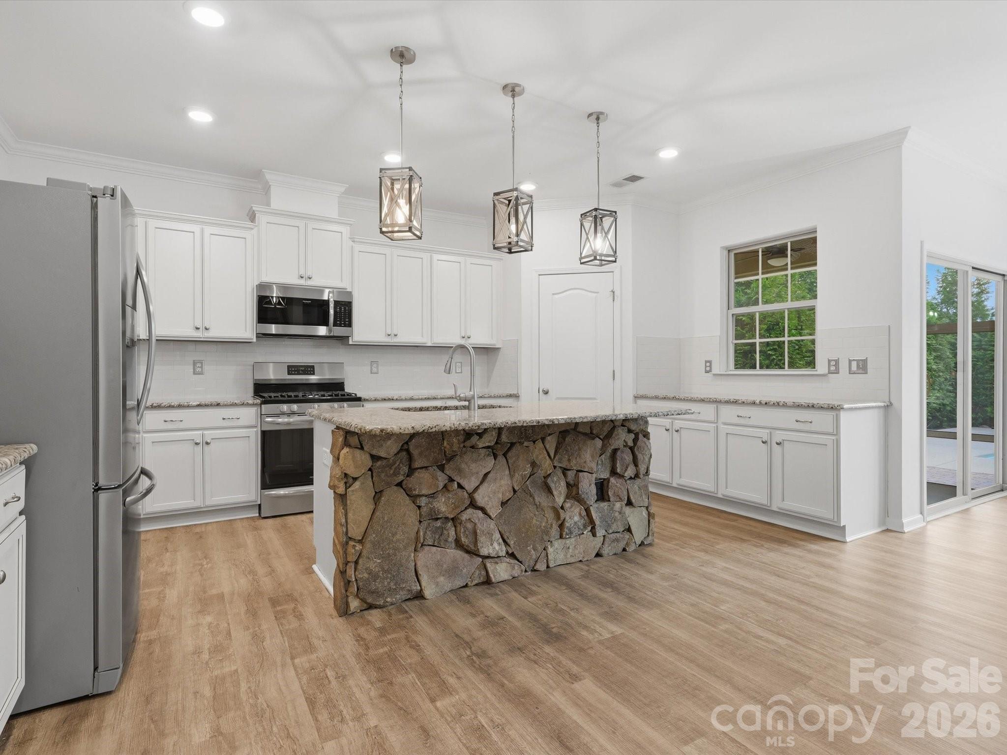 1049 Bannister Road — Waxhaw
