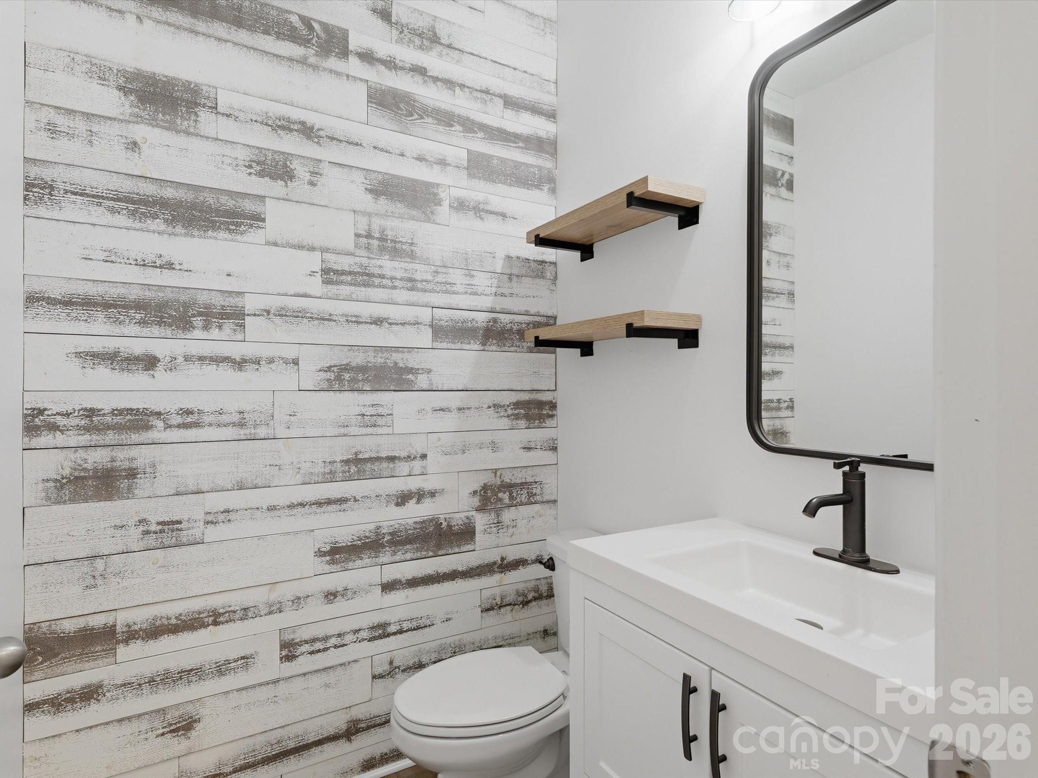 1049 Bannister Road — Waxhaw
