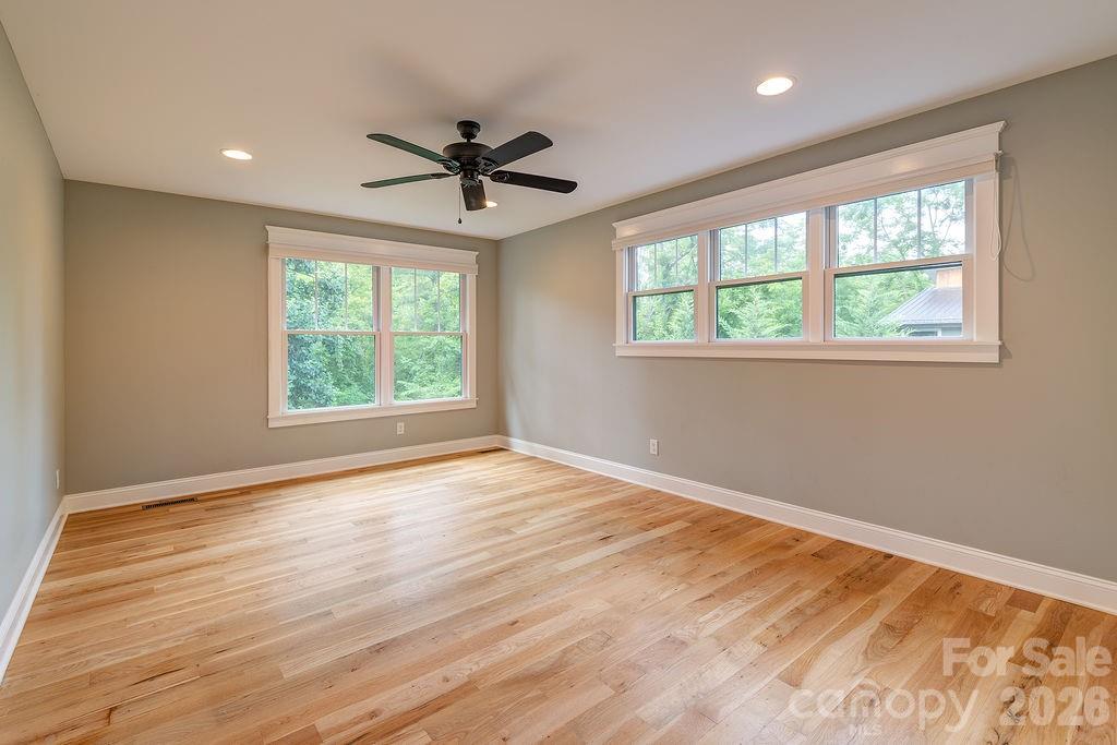 18 Wildwood Park Drive — Weaverville