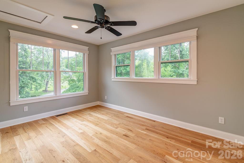 18 Wildwood Park Drive — Weaverville