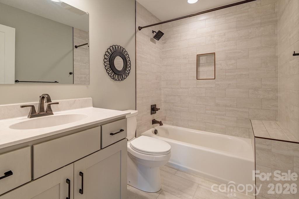 18 Wildwood Park Drive — Weaverville