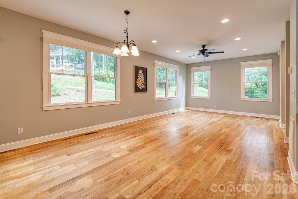 18 Wildwood Park Drive — Weaverville