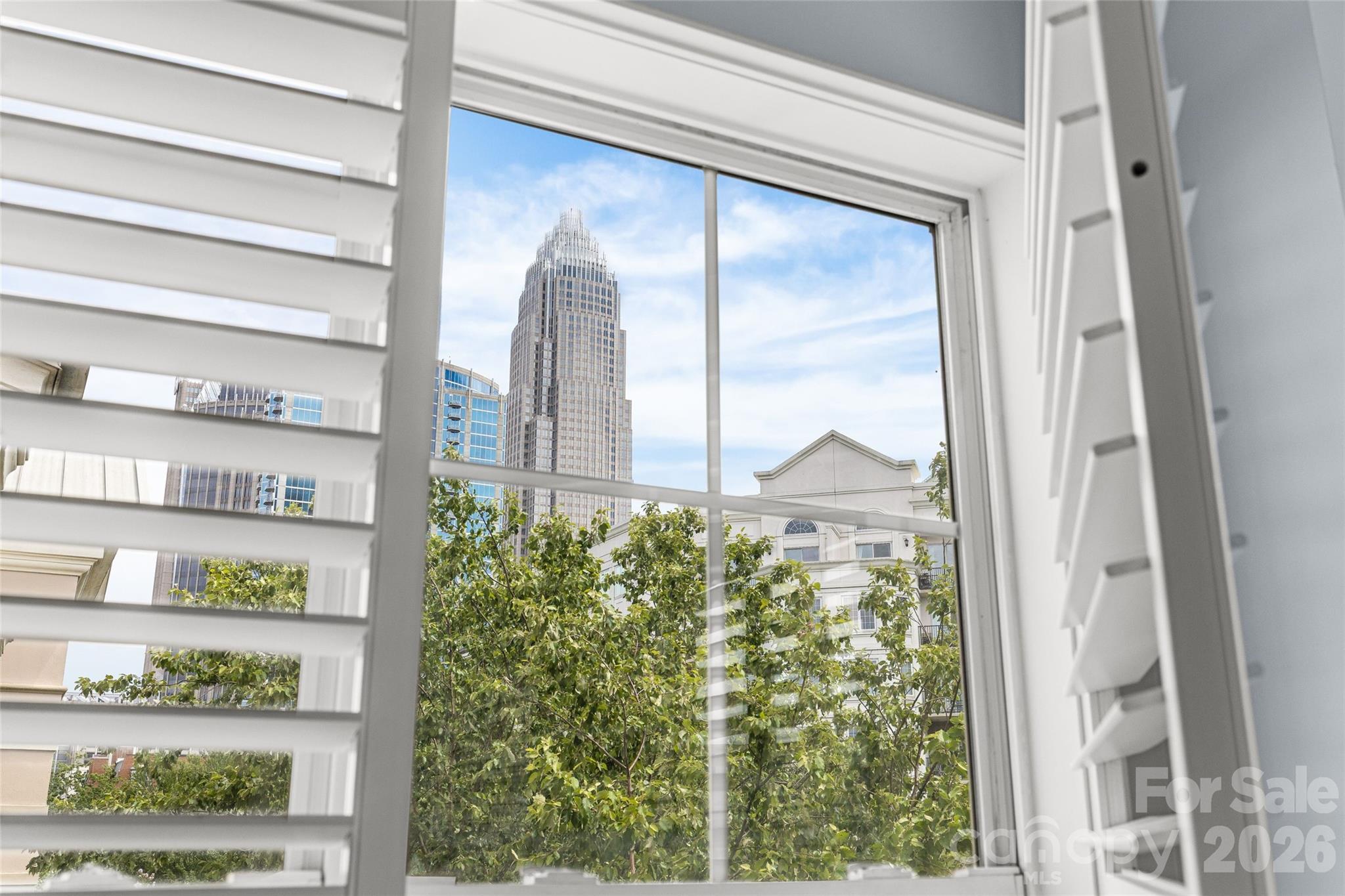 405 W 7th Street — Charlotte