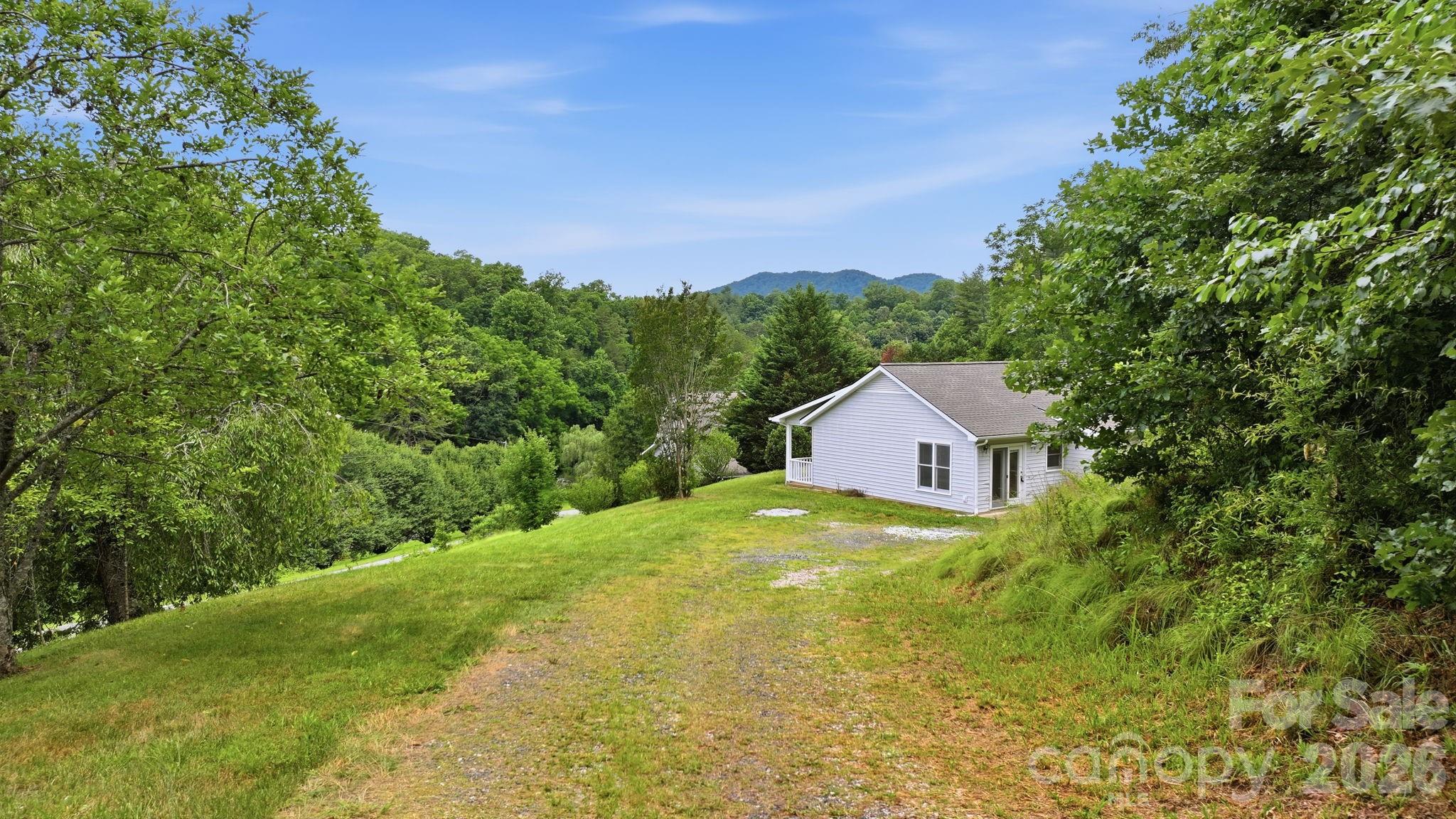 43 Willdee Way — Sylva