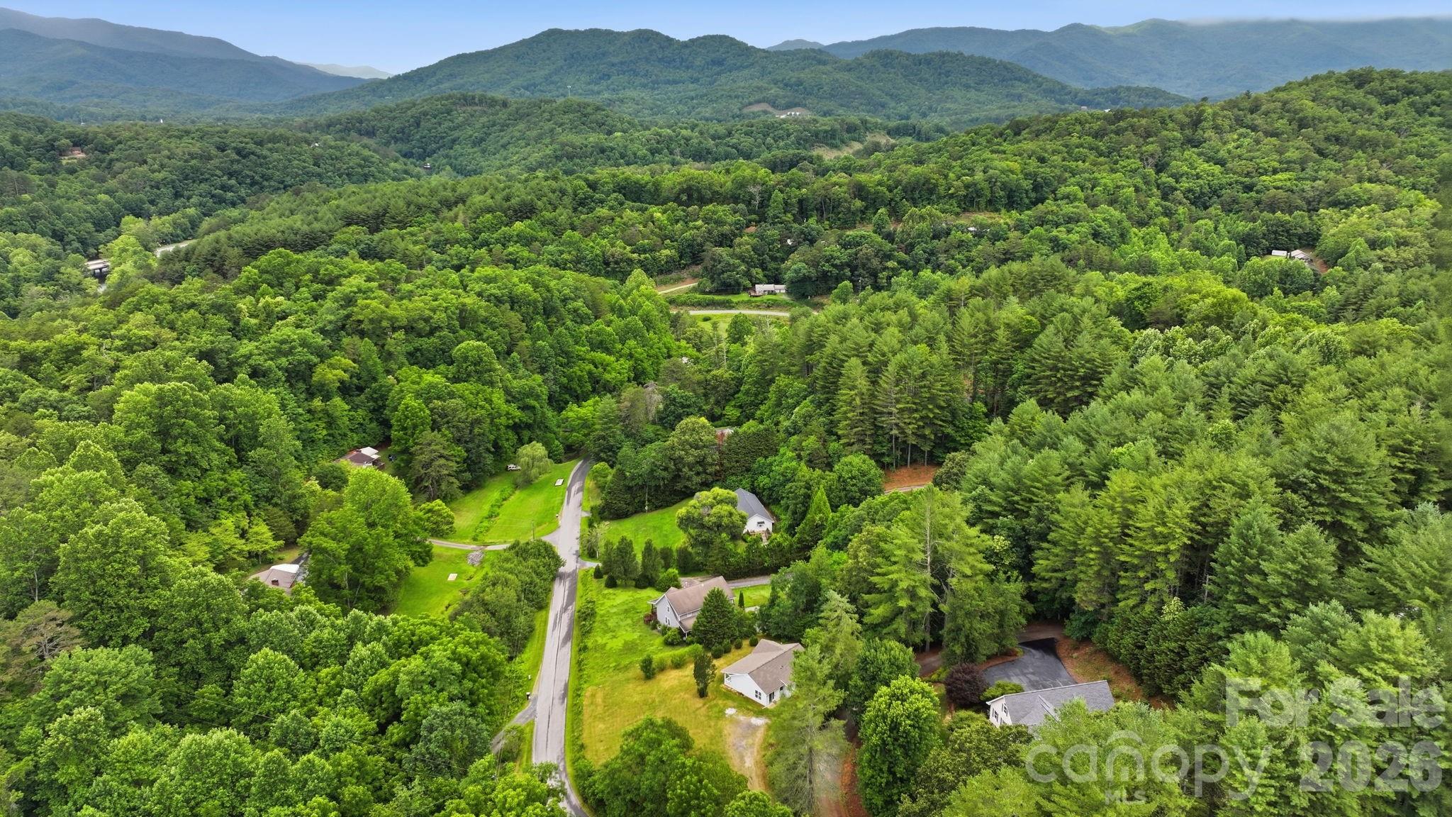 43 Willdee Way — Sylva
