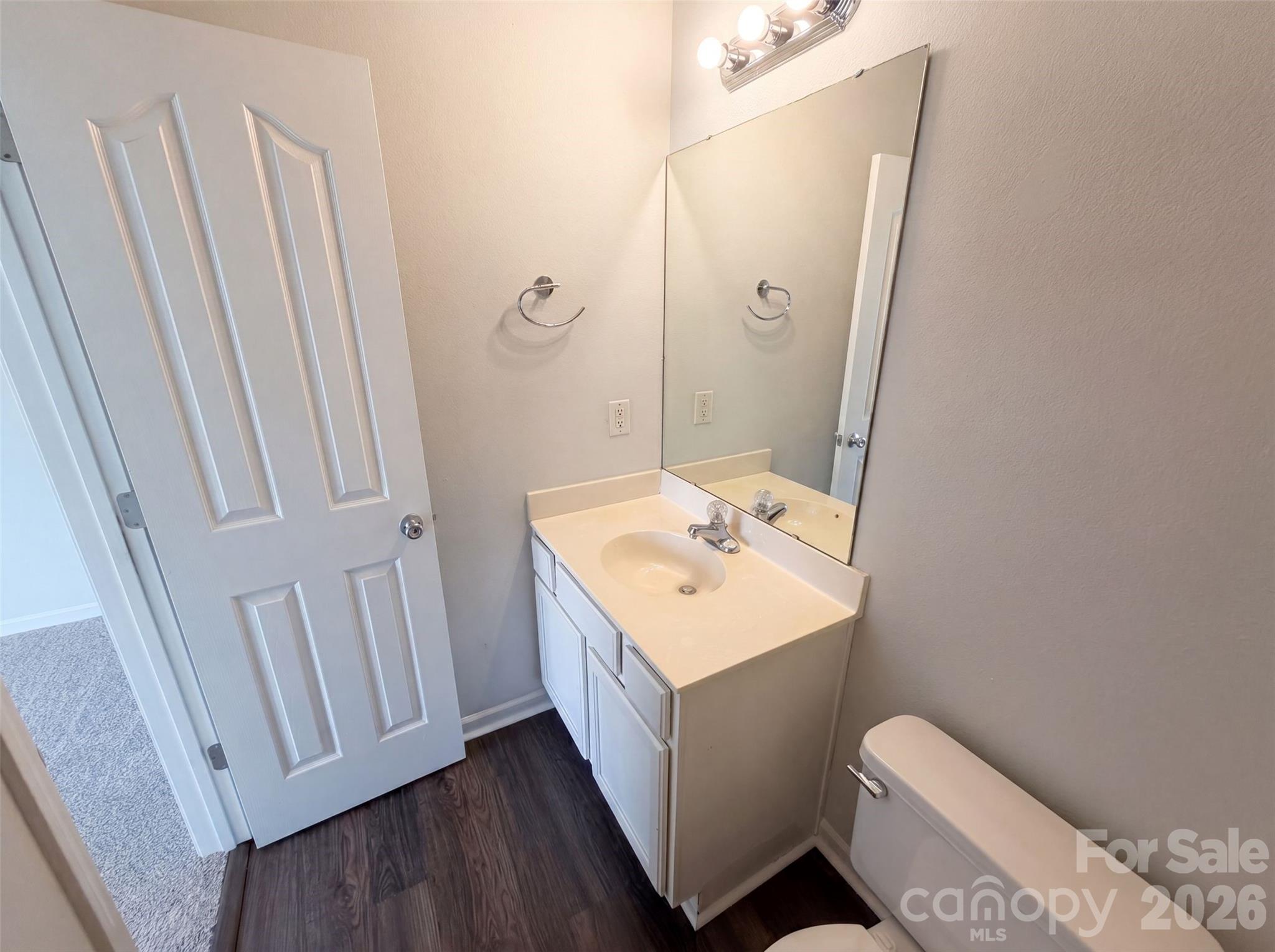 3831 Mohawk Court — Charlotte