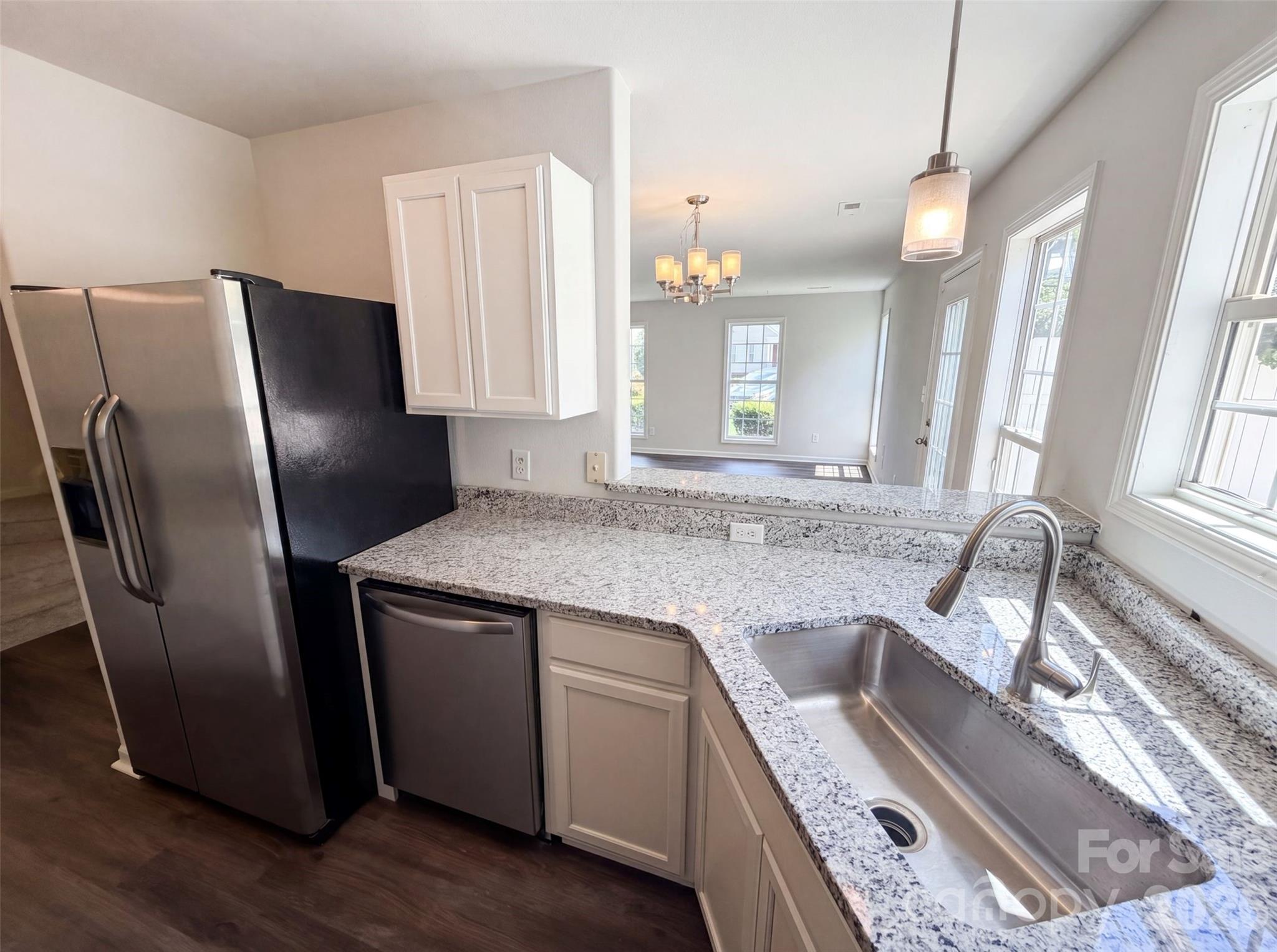 3831 Mohawk Court — Charlotte