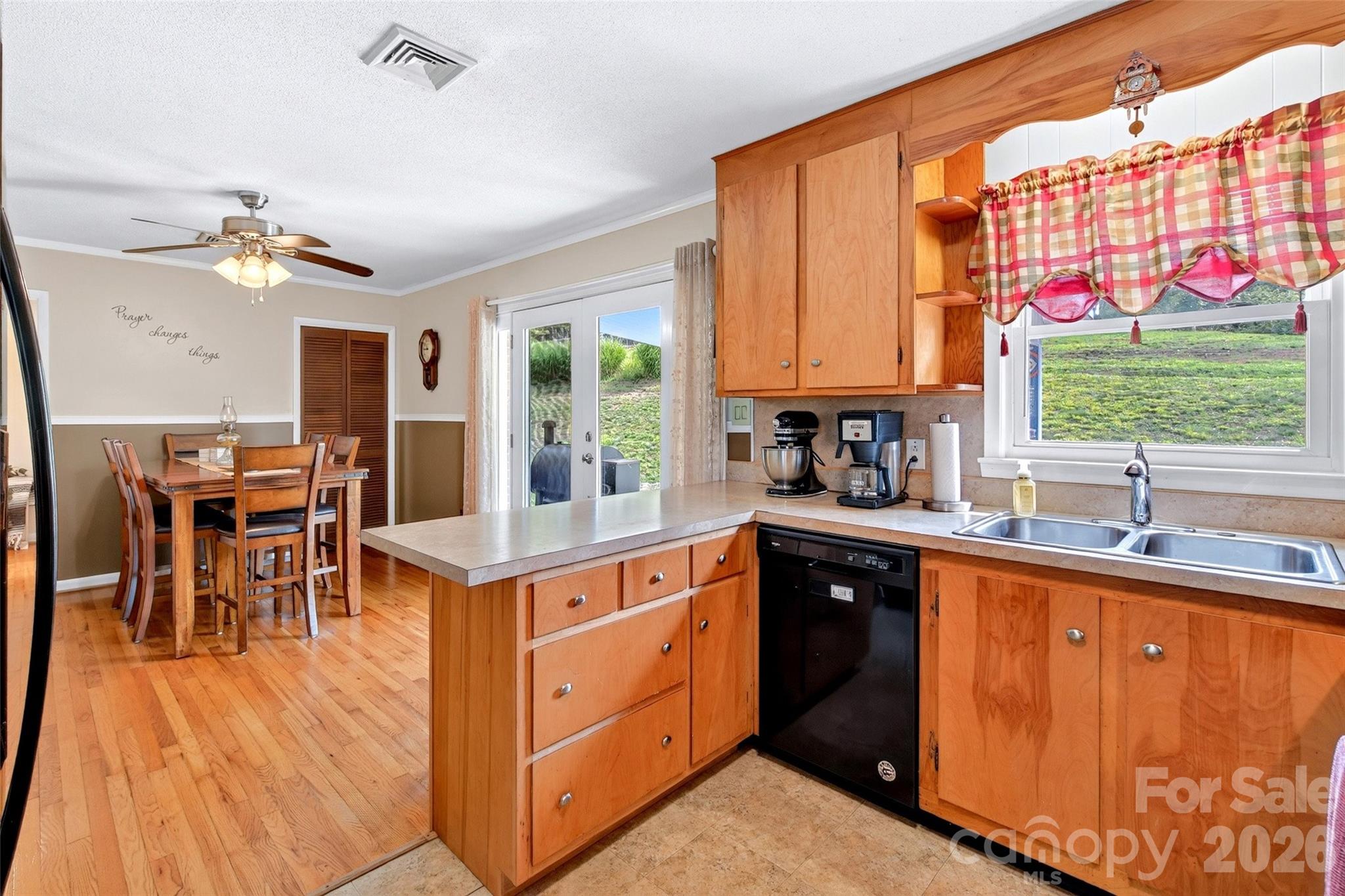 2355 Tatertown Loop — Nebo