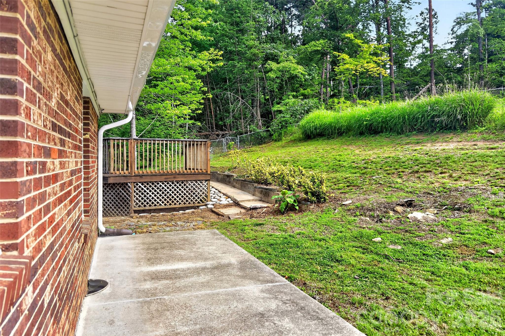 2355 Tatertown Loop — Nebo