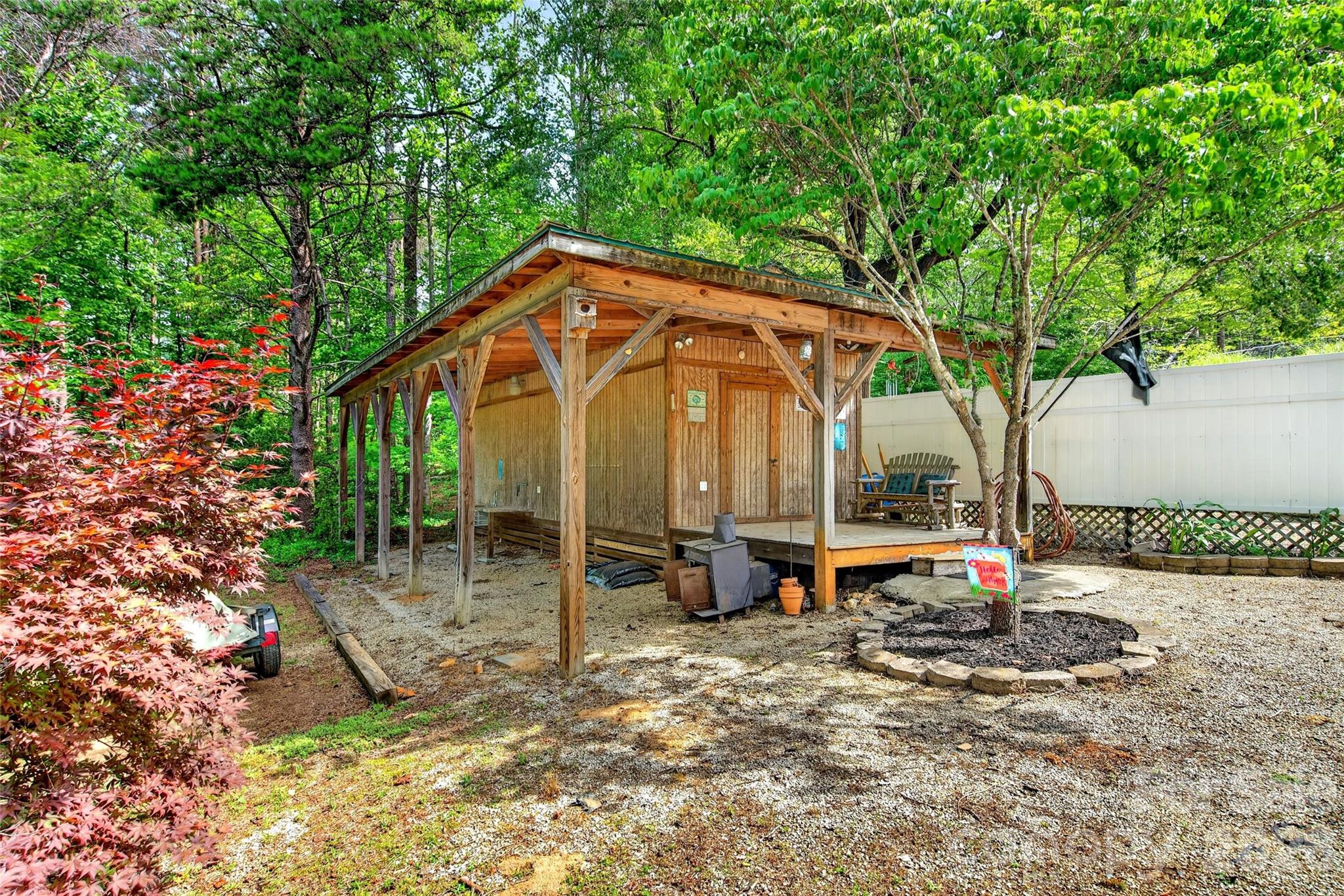 2355 Tatertown Loop — Nebo