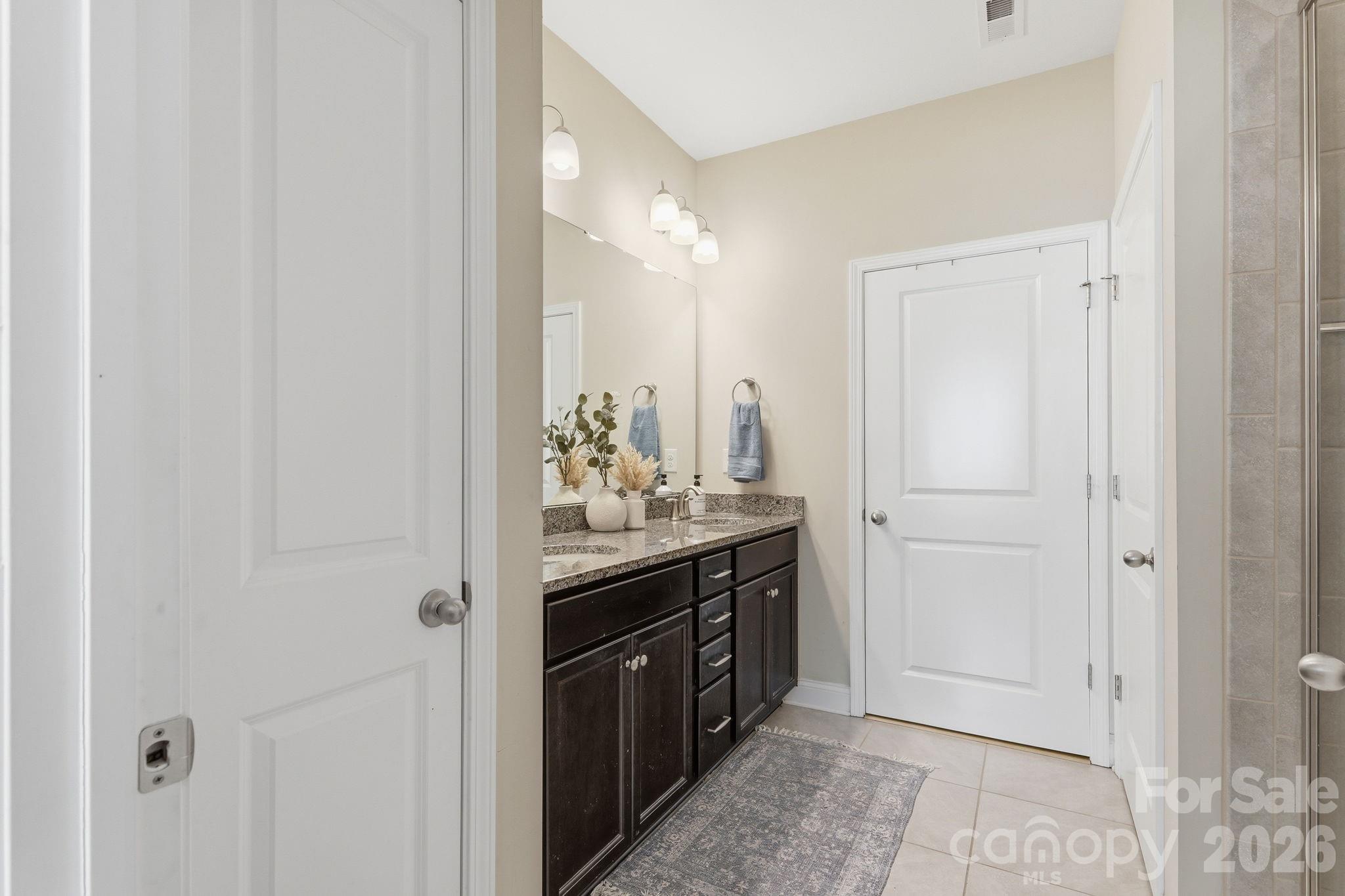 5069 Gribble Lane — Lancaster