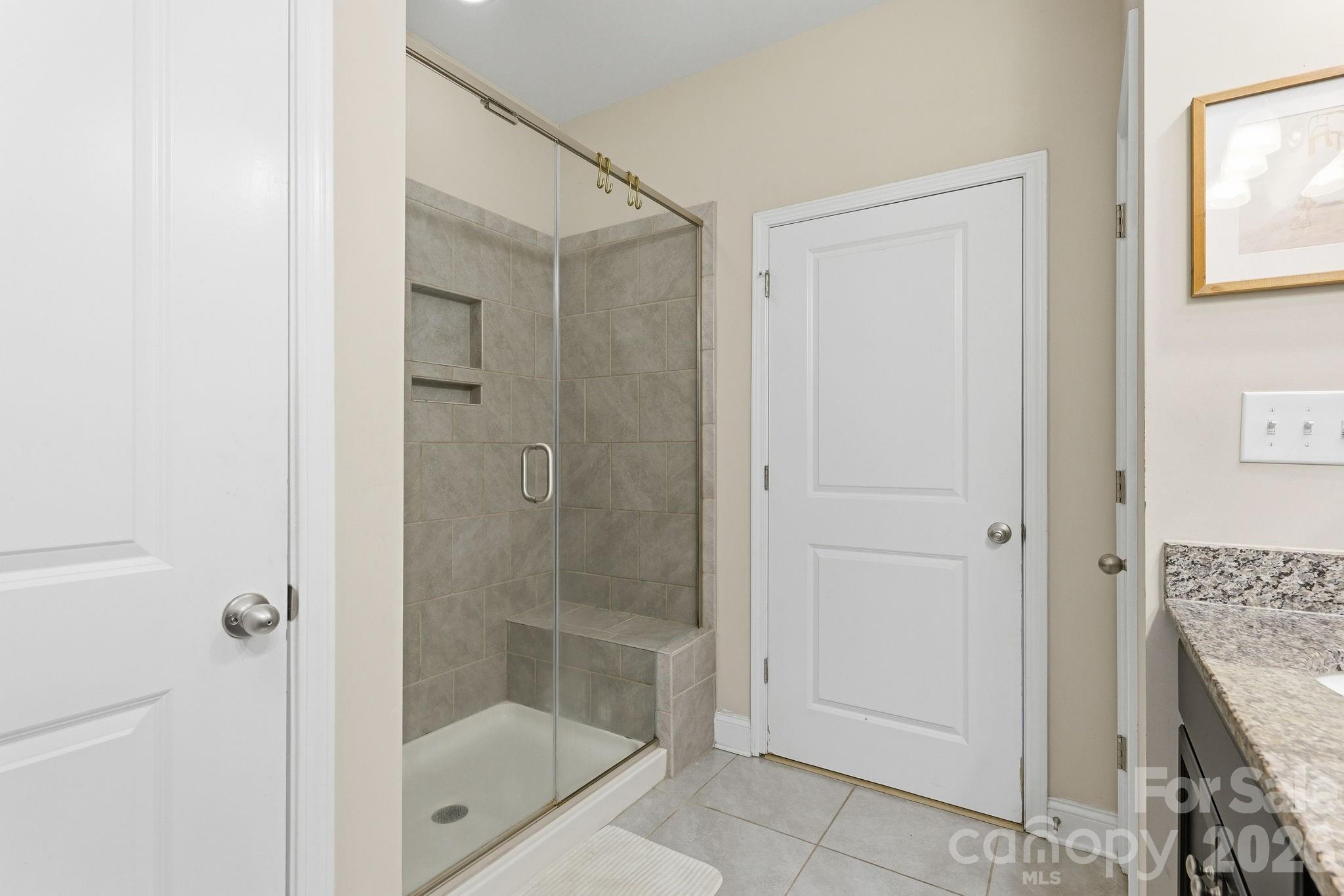 5069 Gribble Lane — Lancaster