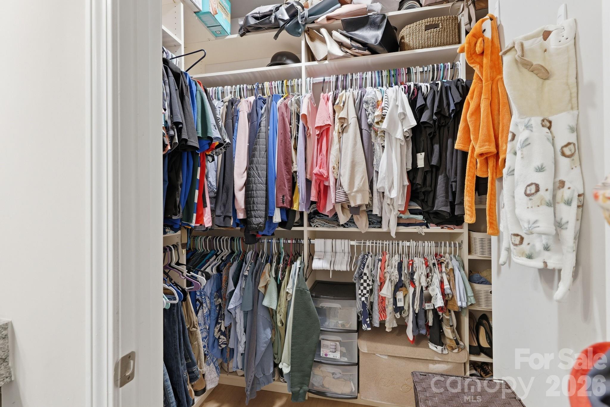 5069 Gribble Lane — Lancaster