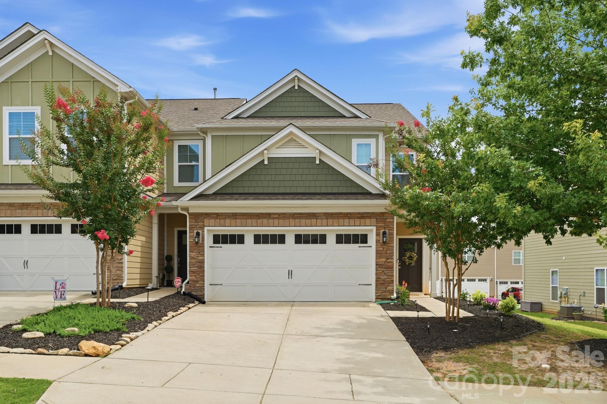 5069 Gribble Lane — Lancaster