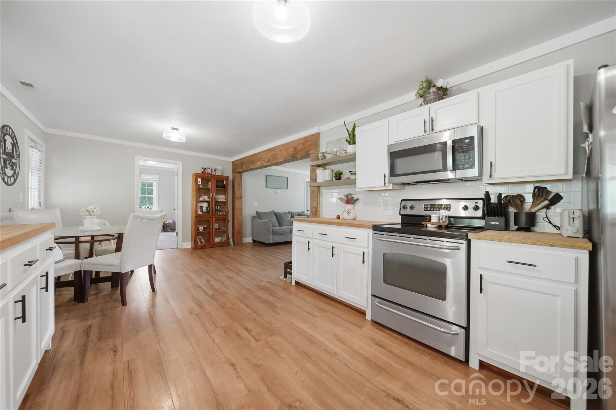 4710 Overland Road — Lenoir