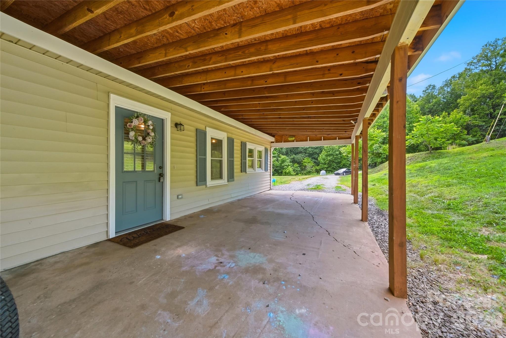 4710 Overland Road — Lenoir
