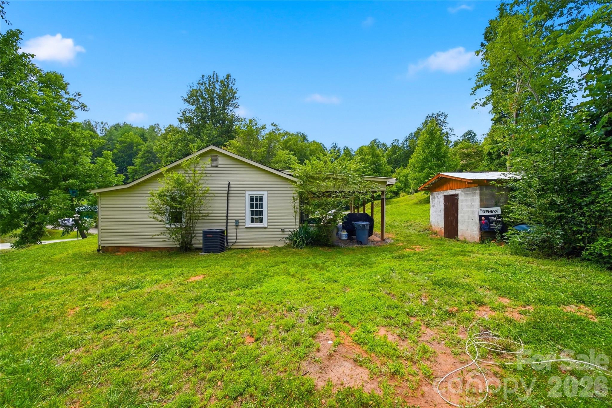 4710 Overland Road — Lenoir