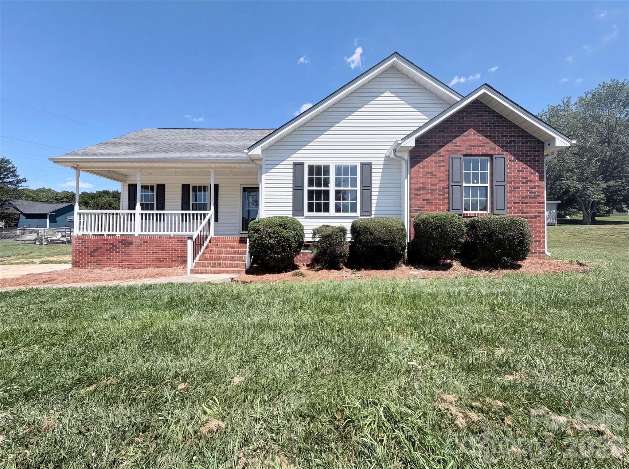 1011 Meagan Court — Bessemer City