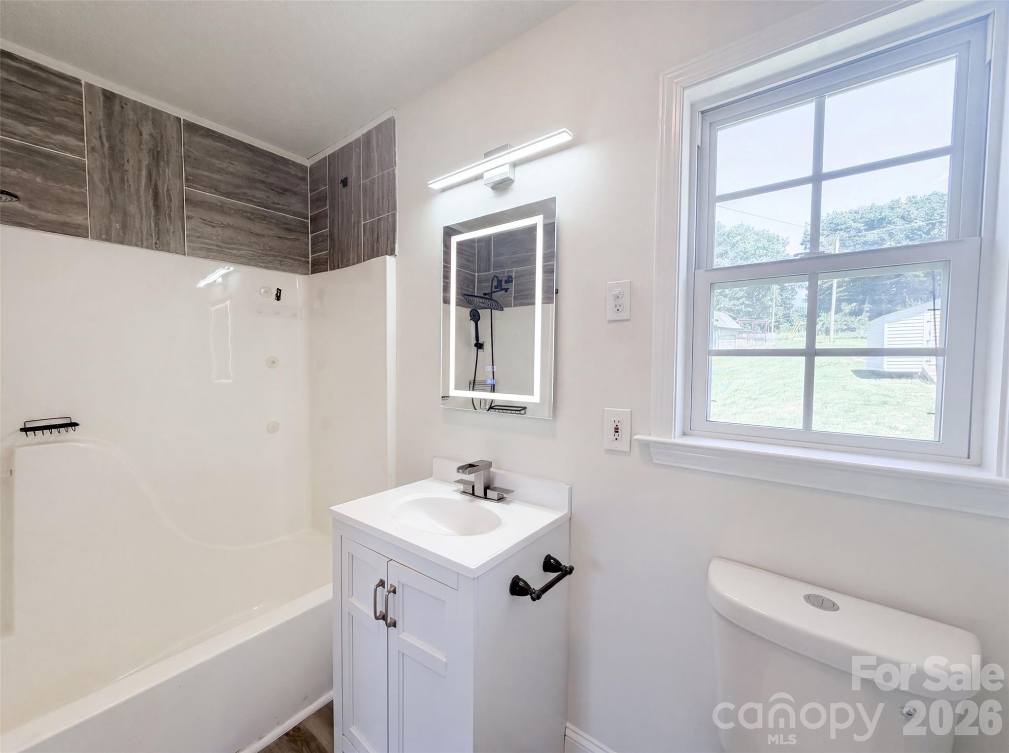 1011 Meagan Court — Bessemer City