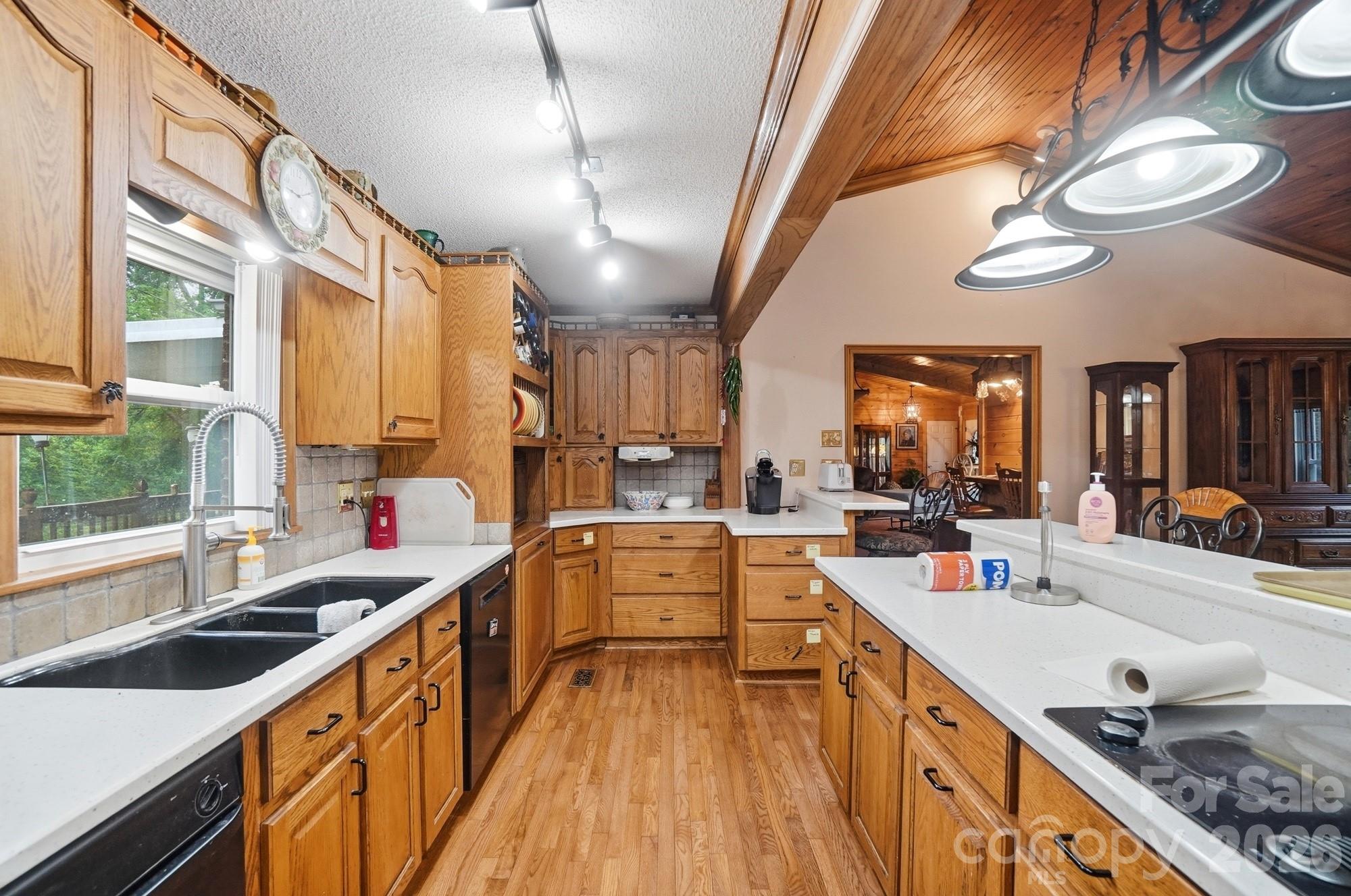 5669, 5693, 5635, 5699 Harmony Church Road — Edgemoor
