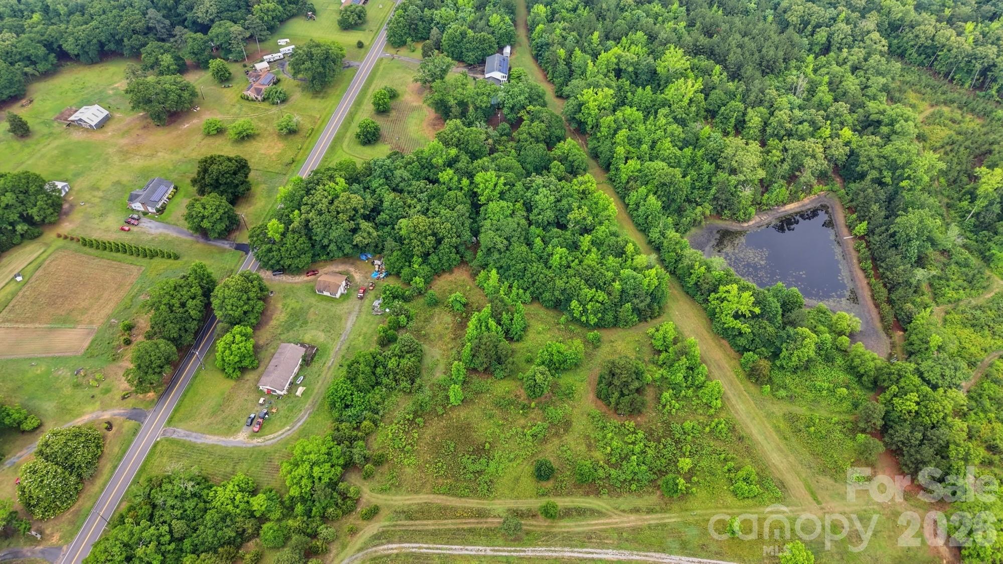 5669, 5693, 5635, 5699 Harmony Church Road — Edgemoor