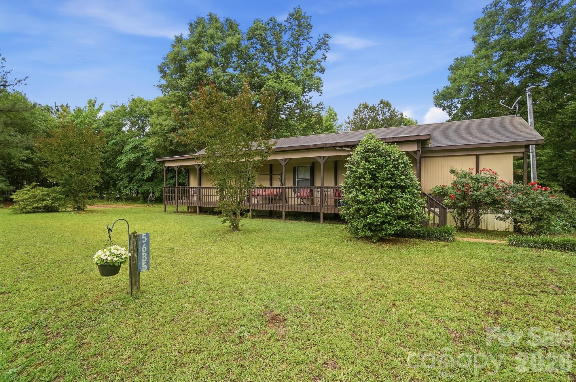 5669, 5693, 5635, 5699 Harmony Church Road — Edgemoor