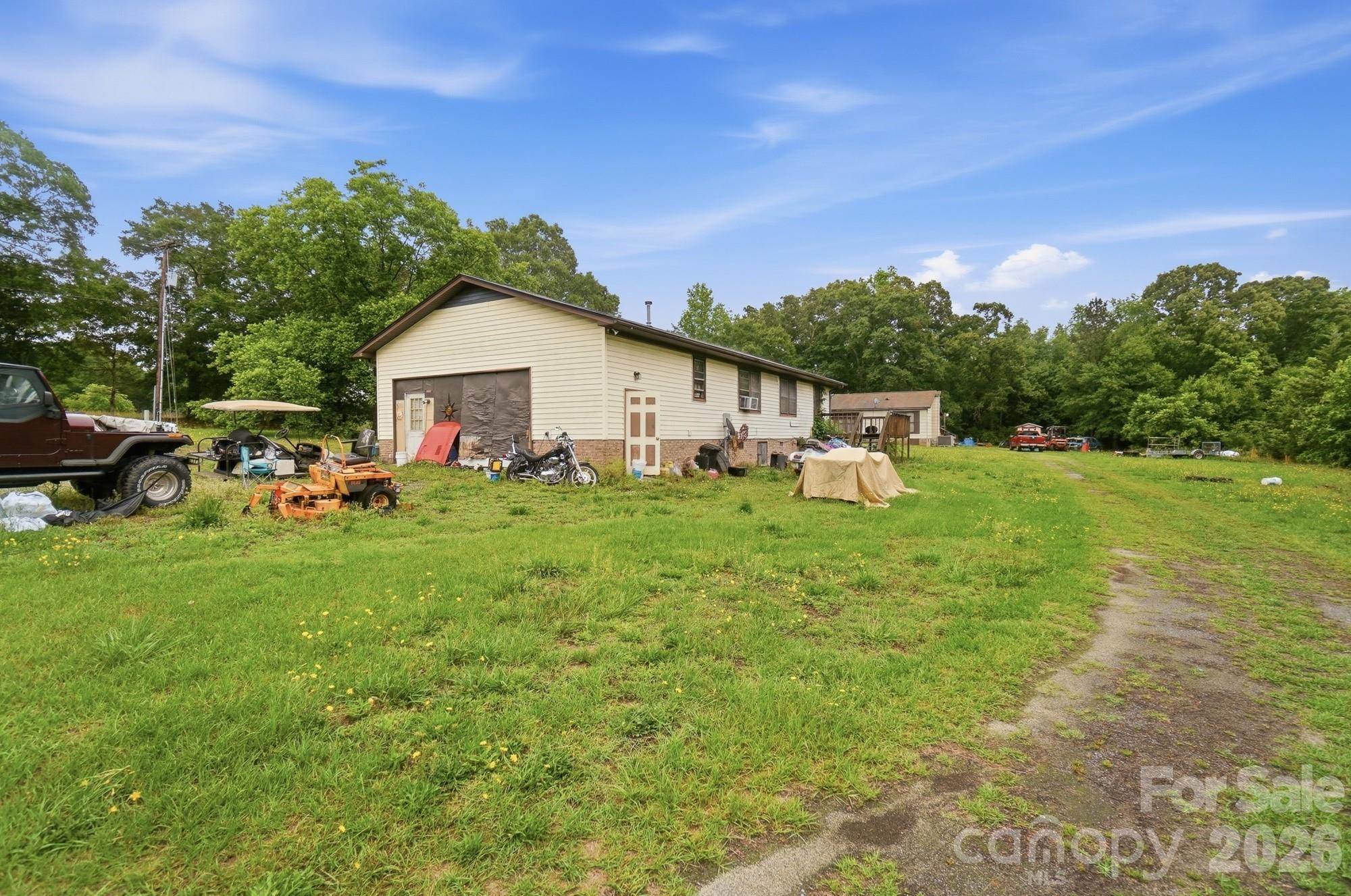 5669, 5693, 5635, 5699 Harmony Church Road — Edgemoor