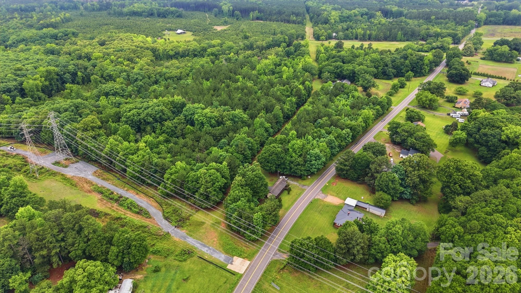 5669, 5693, 5635, 5699 Harmony Church Road — Edgemoor