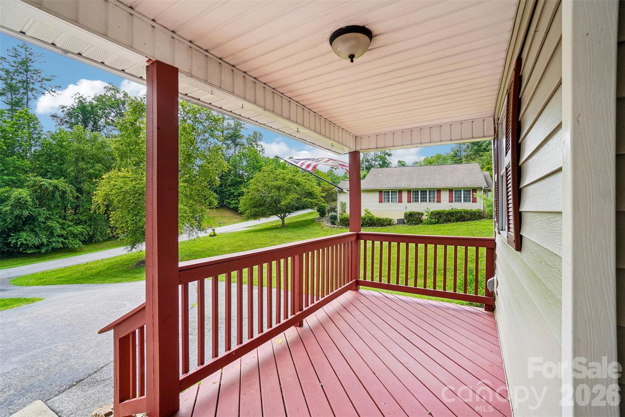 124 Karla Circle — Hendersonville
