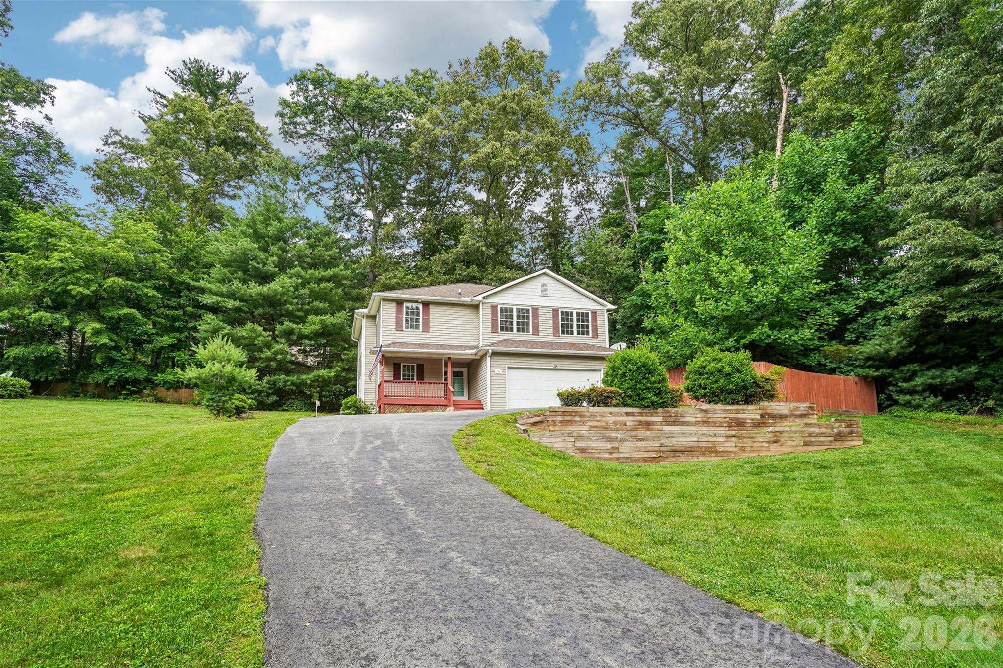 124 Karla Circle — Hendersonville