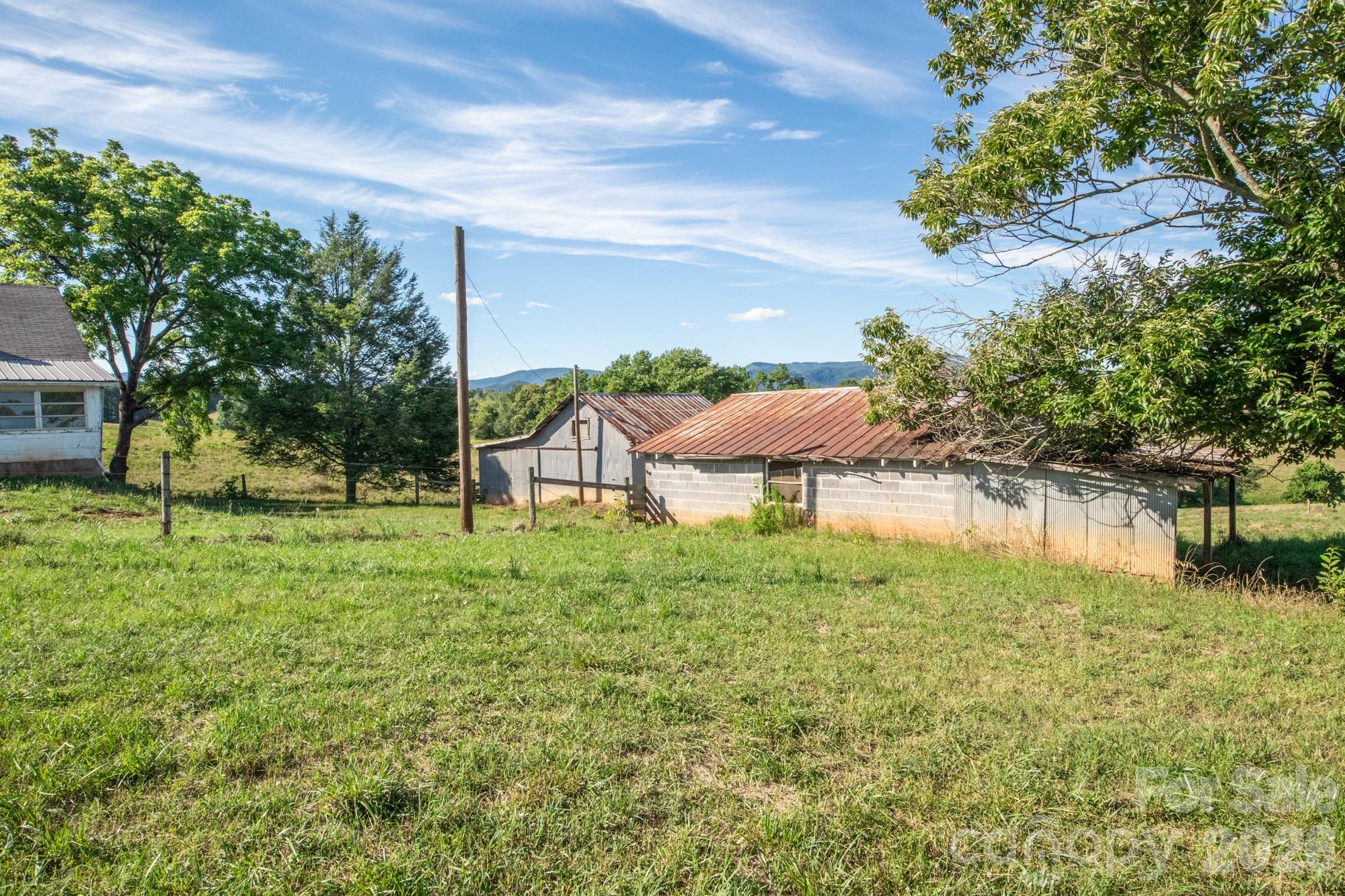 1779 Round Hill Church Road — Traphill