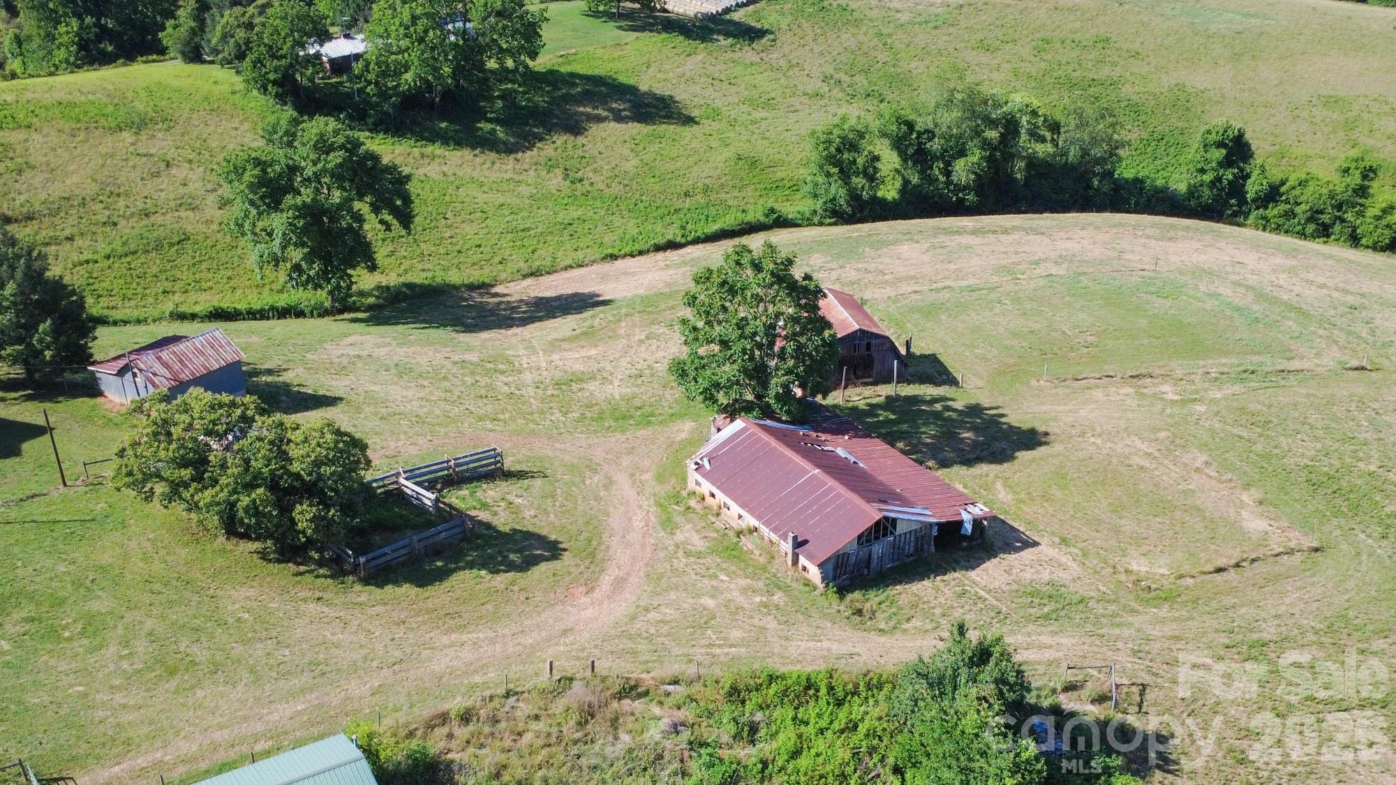 1779 Round Hill Church Road — Traphill