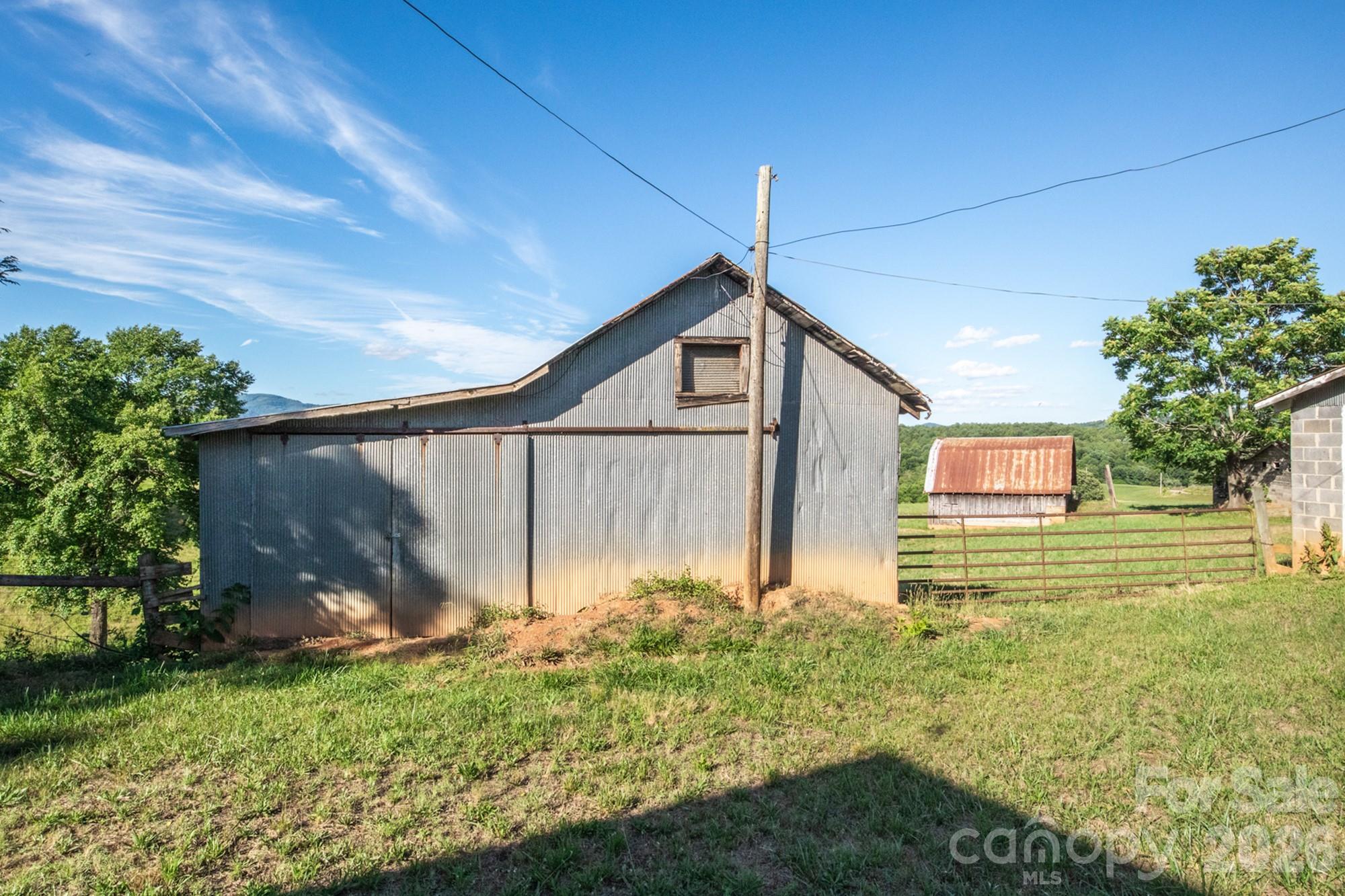 1779 Round Hill Church Road — Traphill