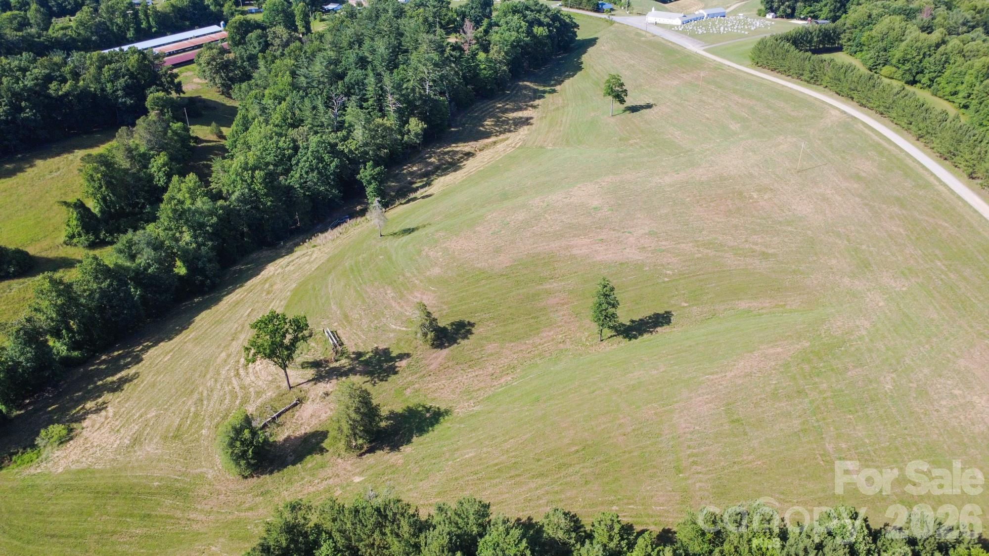 1779 Round Hill Church Road — Traphill