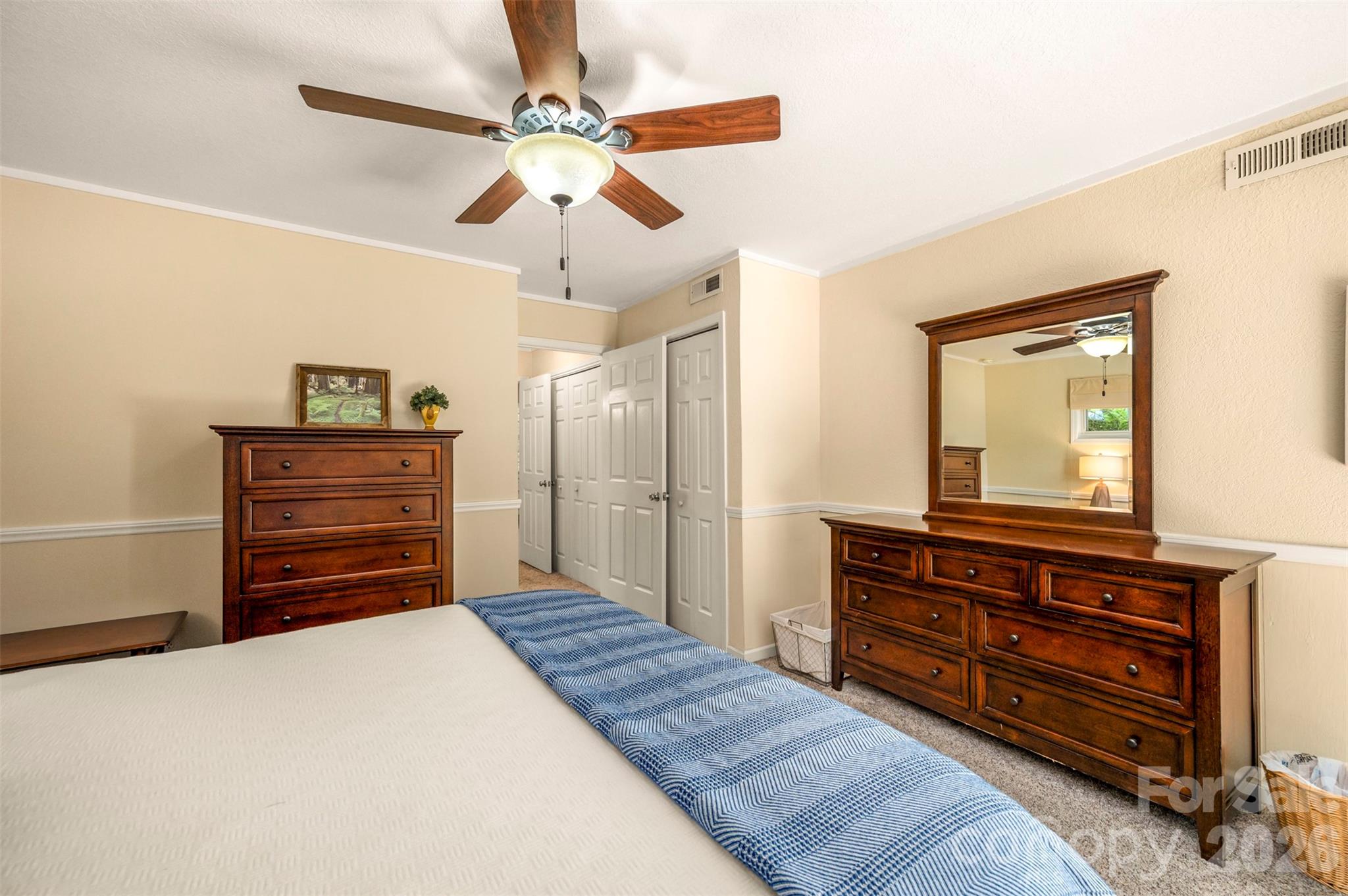 377 Kingswood Drive — Forest City