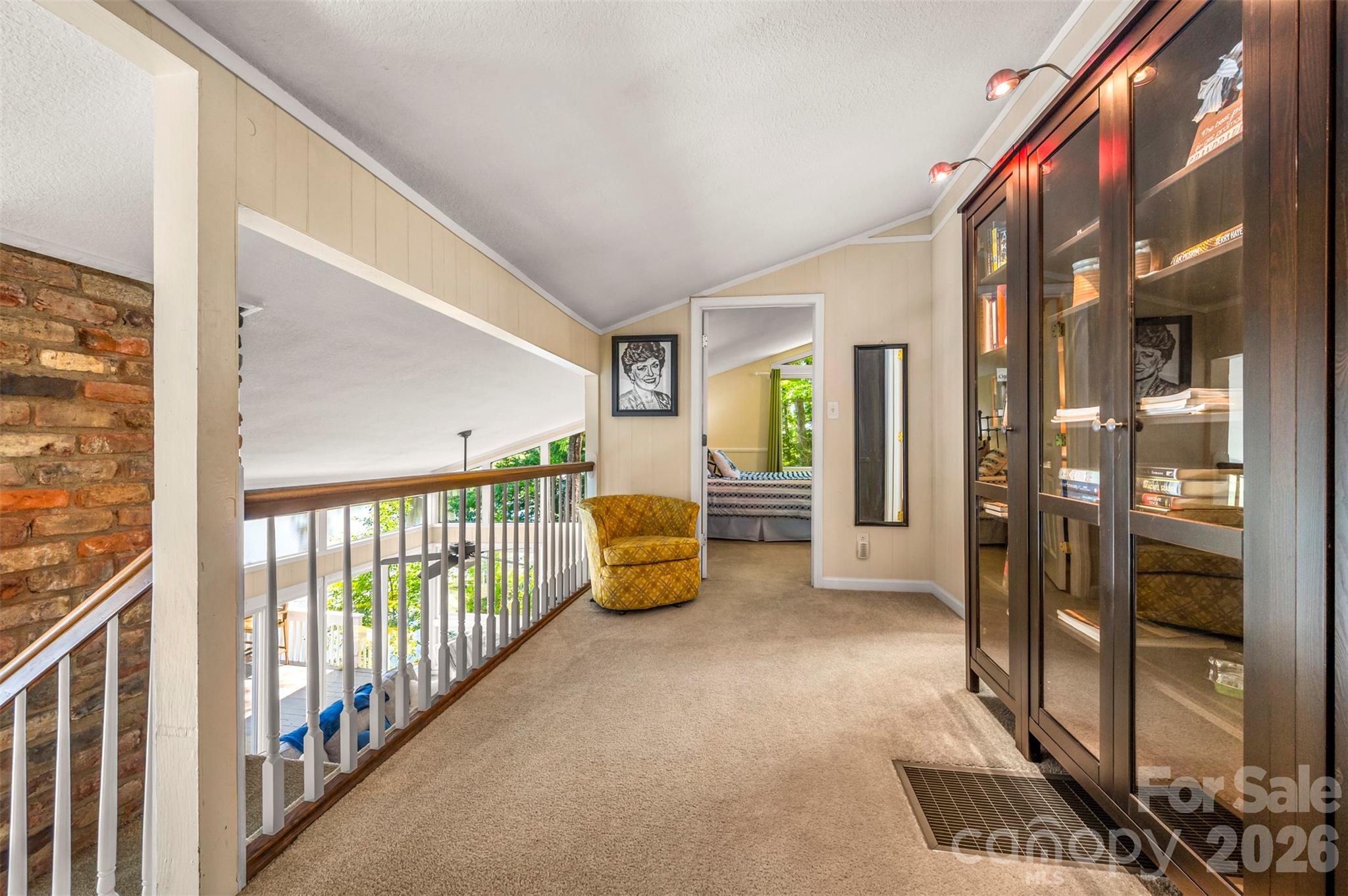 377 Kingswood Drive — Forest City