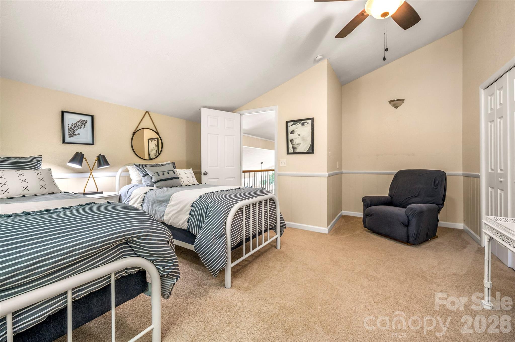 377 Kingswood Drive — Forest City