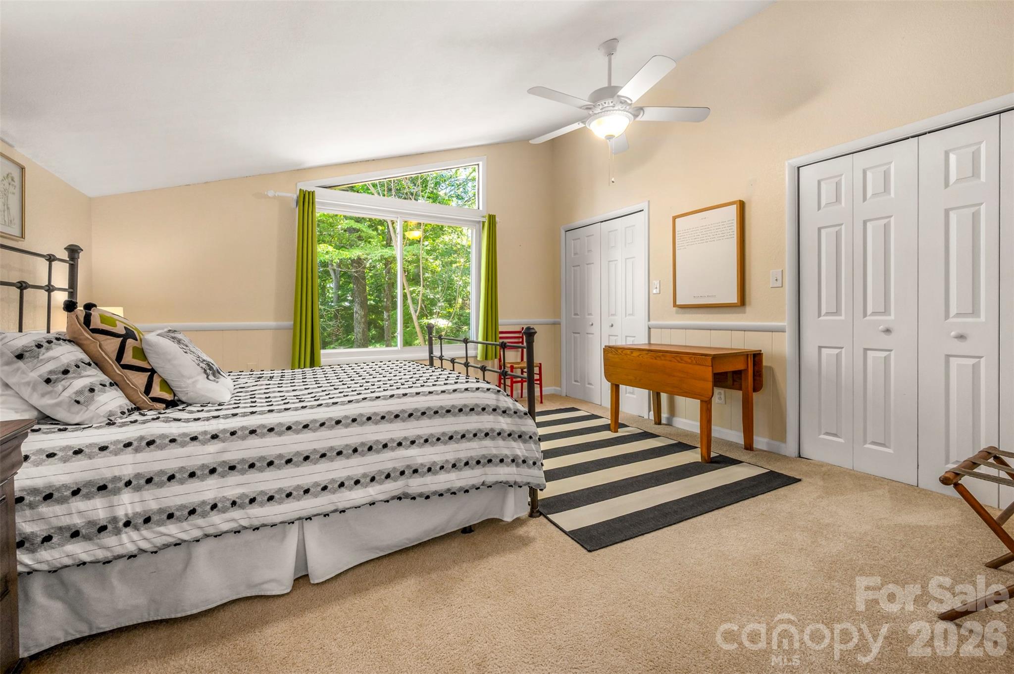 377 Kingswood Drive — Forest City